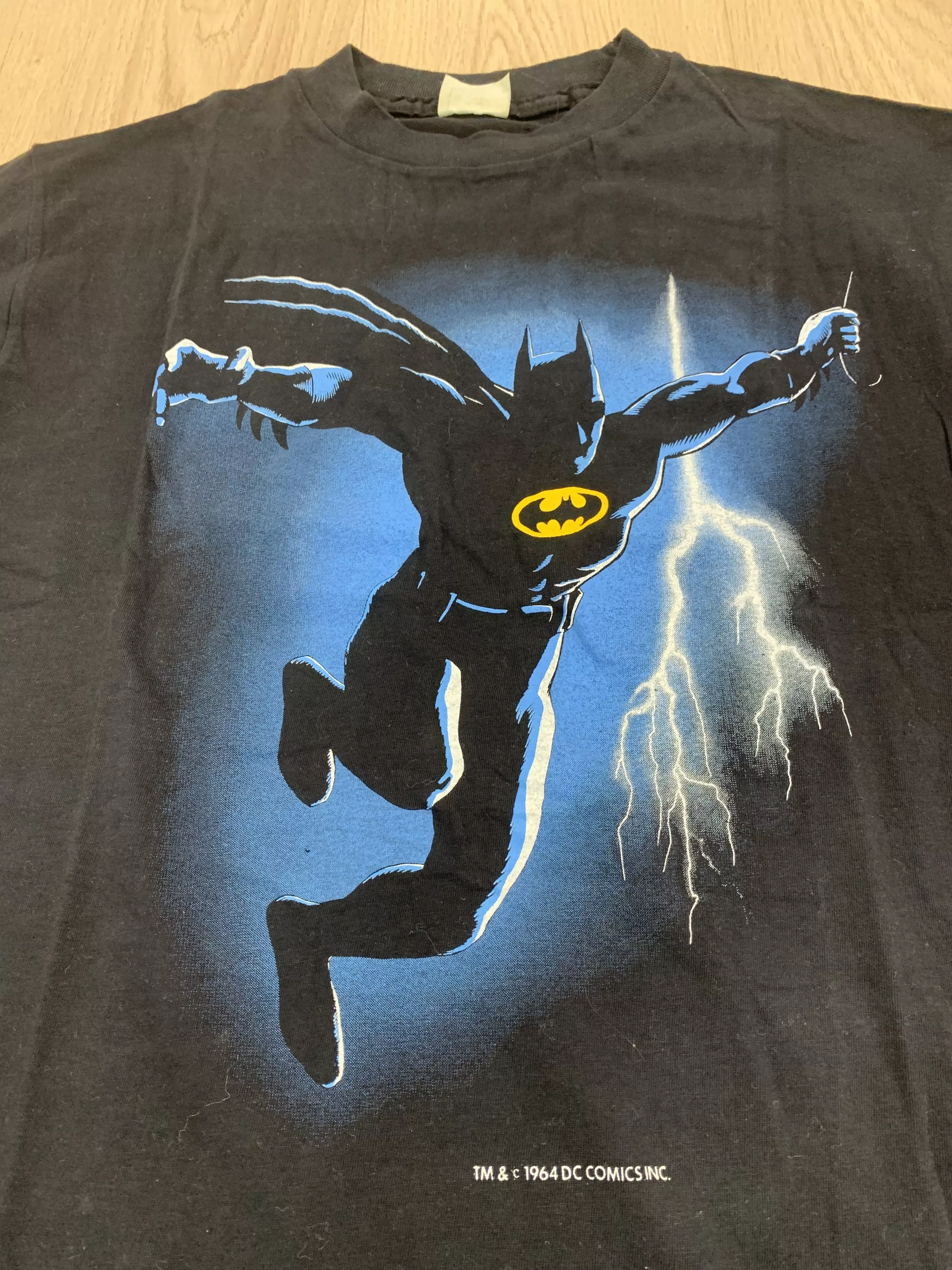 DC Comics Short Sleeve T Shirts DC Comics × Marvel Comics VTG BATMAN DC COMIC MARVELL SHIRT THE MASK MOVIE Black