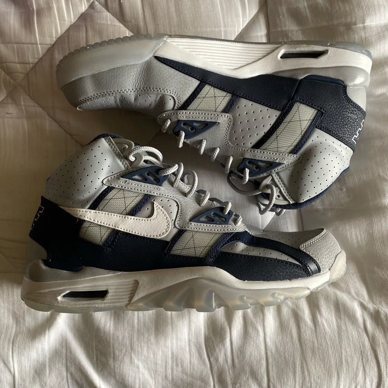 Nike Hi Top Sneakers Nike air max trainer ‘Georgetown’ Gray