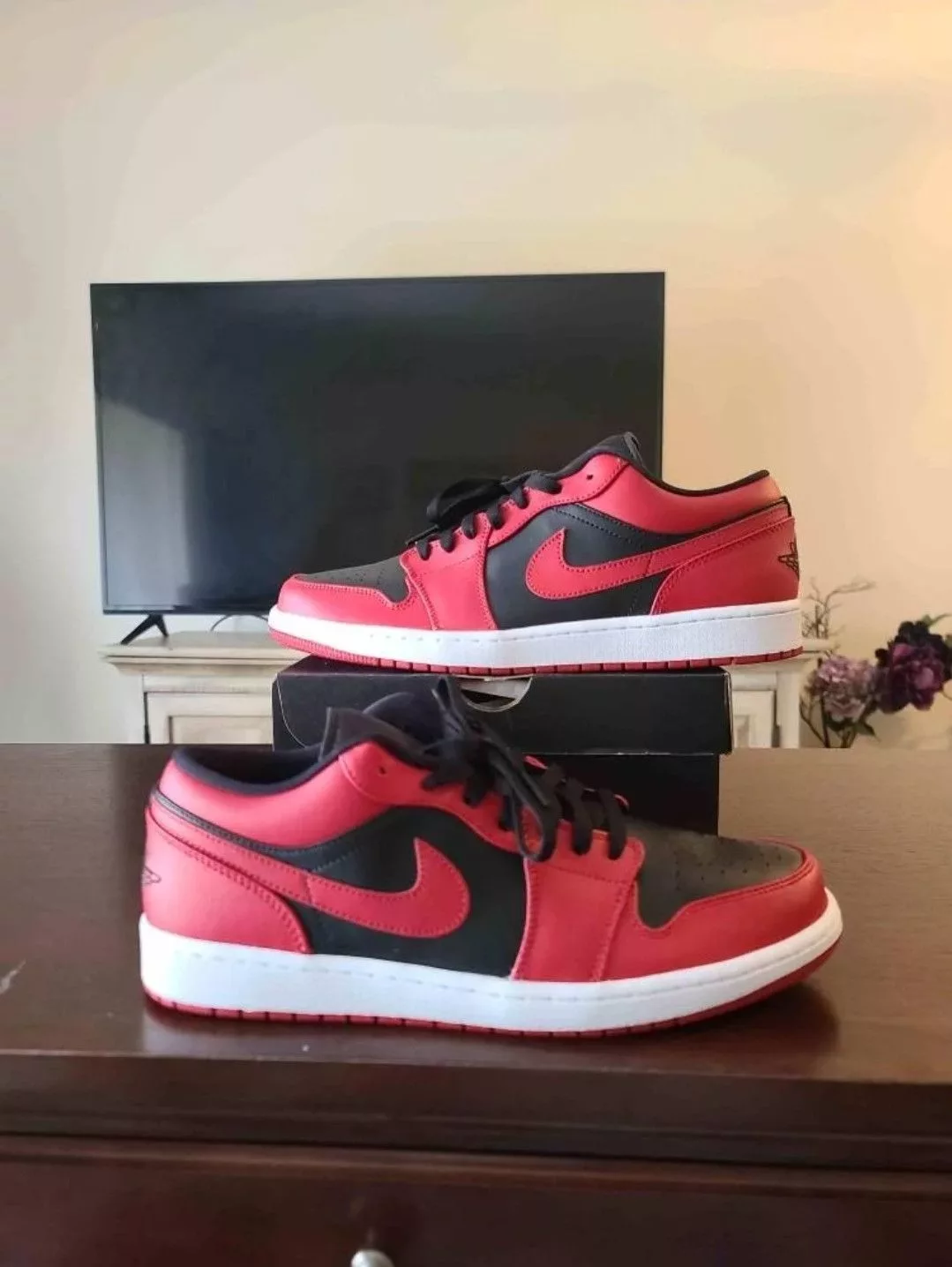 Nike Low Top Sneakers Nike Air Jordan 1 Low Reverse Bred Black