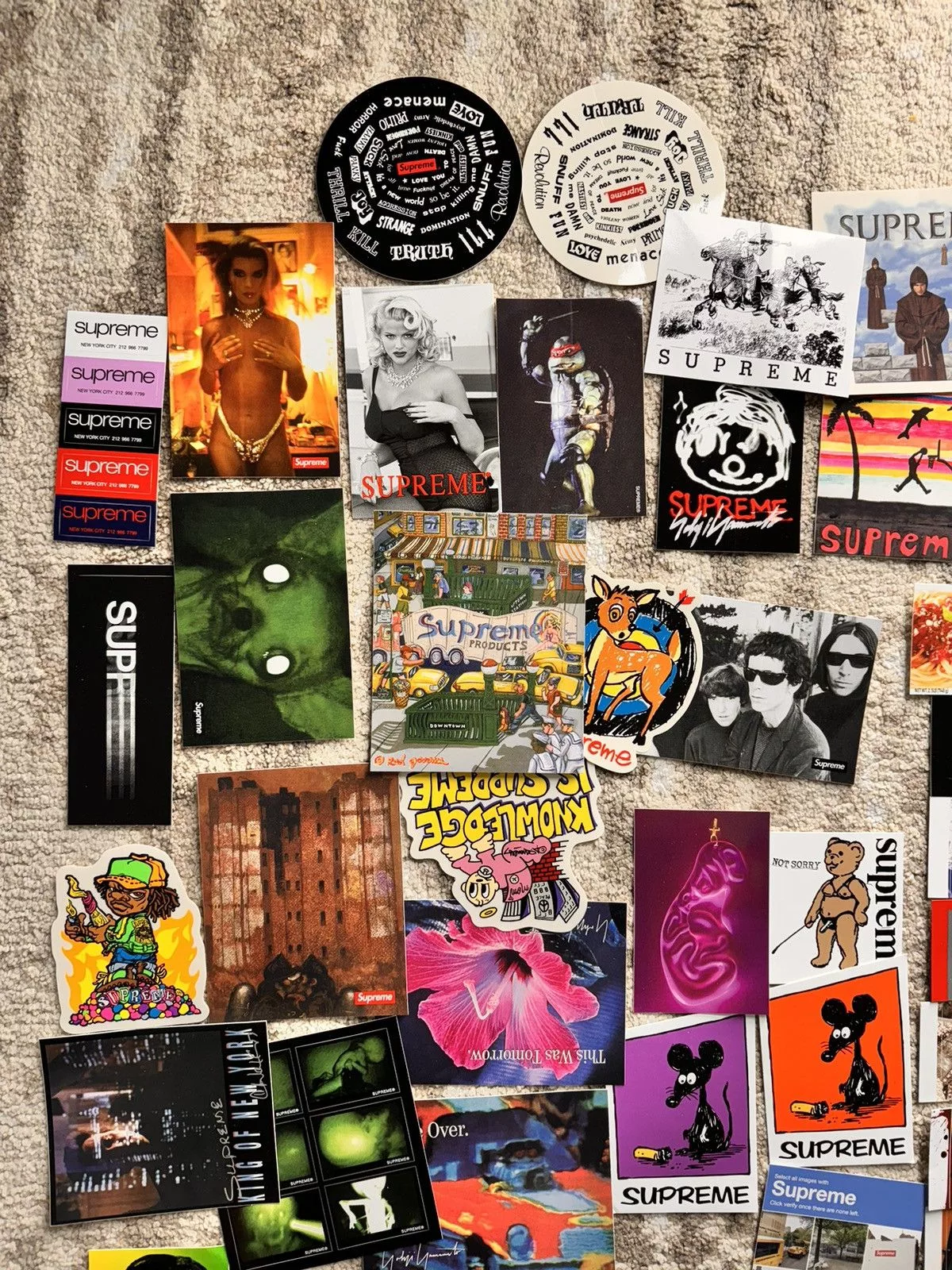 Supreme Supreme Supreme sticker set Red
