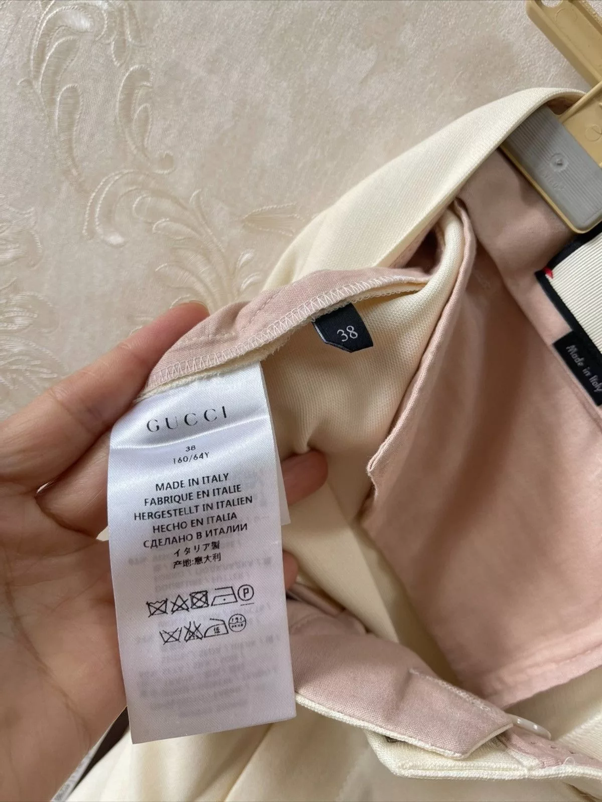 Gucci Pants Gucci classic trousers 38 White
