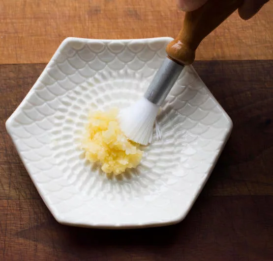 White Grate Plate