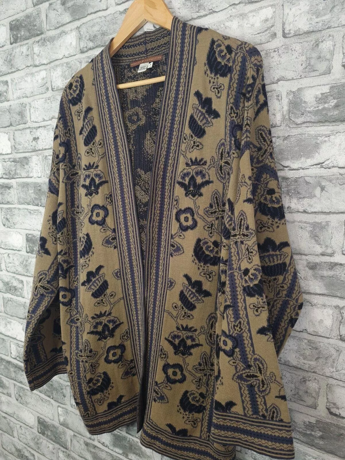 Designer Sweaters Designer Peruvian Connection Cardigan Size Medium Fit 12 14 Brown