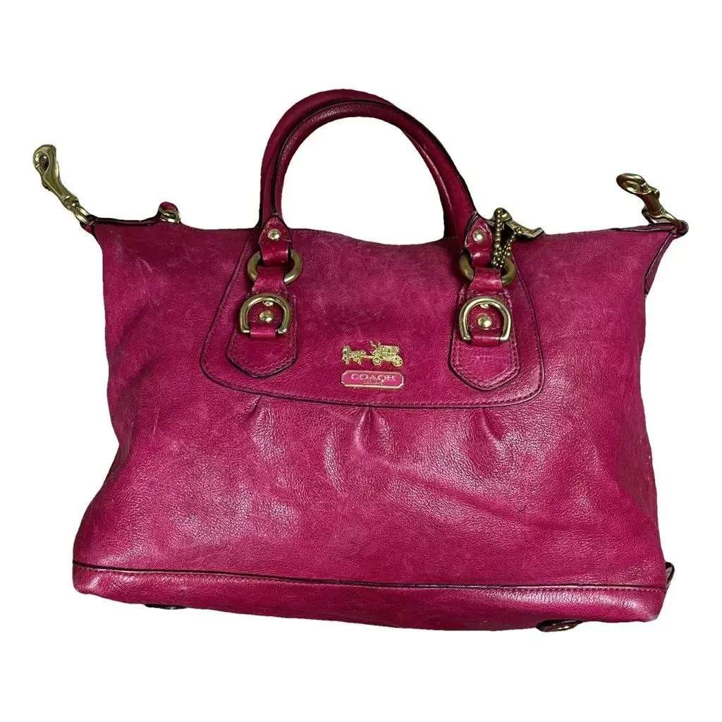 Coach Other Coach handbag Measurements: 30x22x15cm Pink
