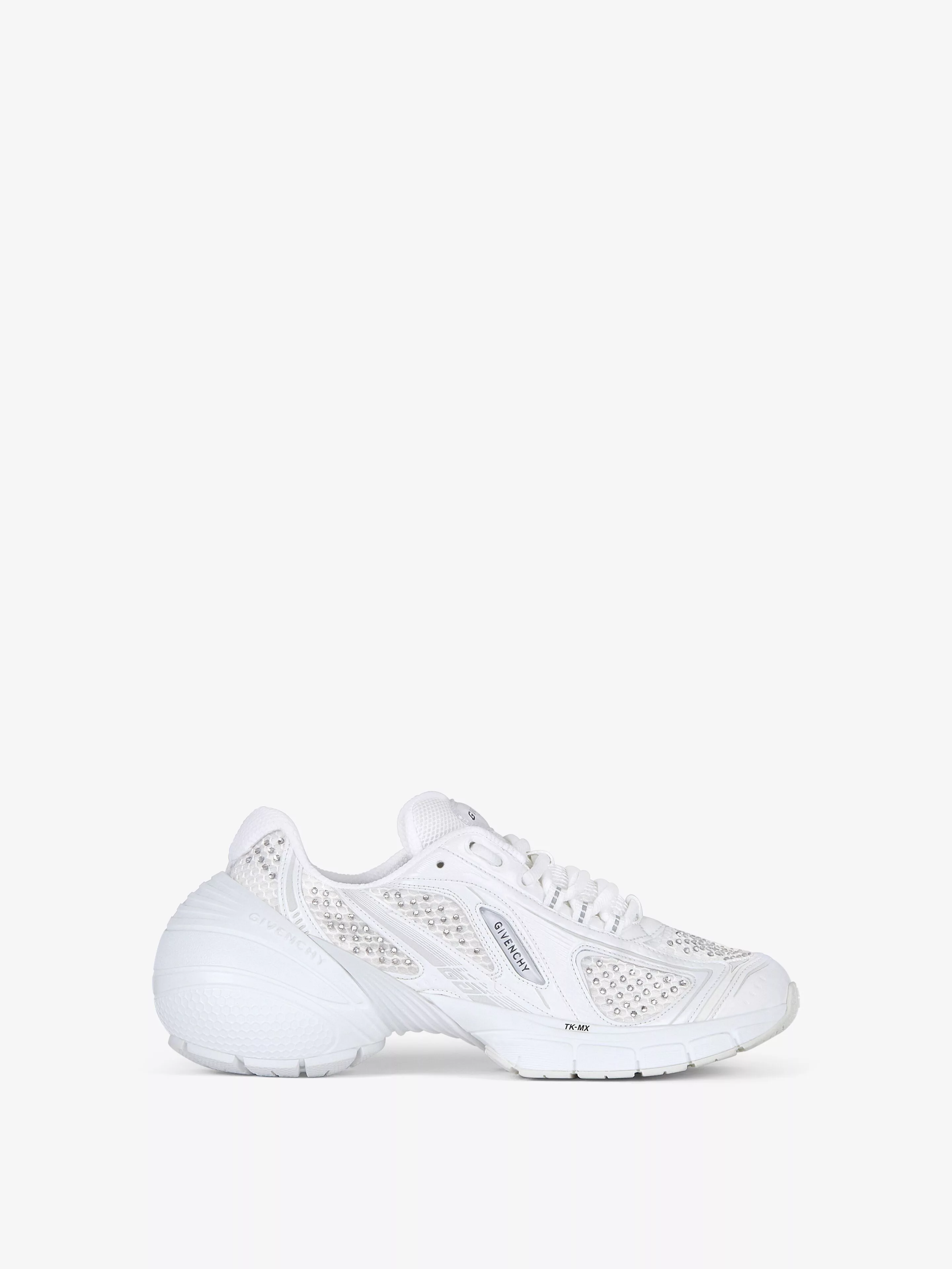 Givenchy Low Top Sneakers Givenchy o1srvl11e0624 Tk-Mx Runner Sneakers in White