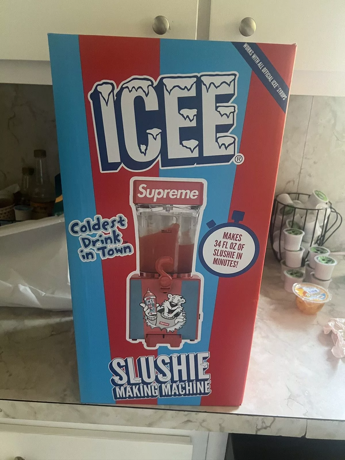Supreme Supreme Supreme Slushie machine Red