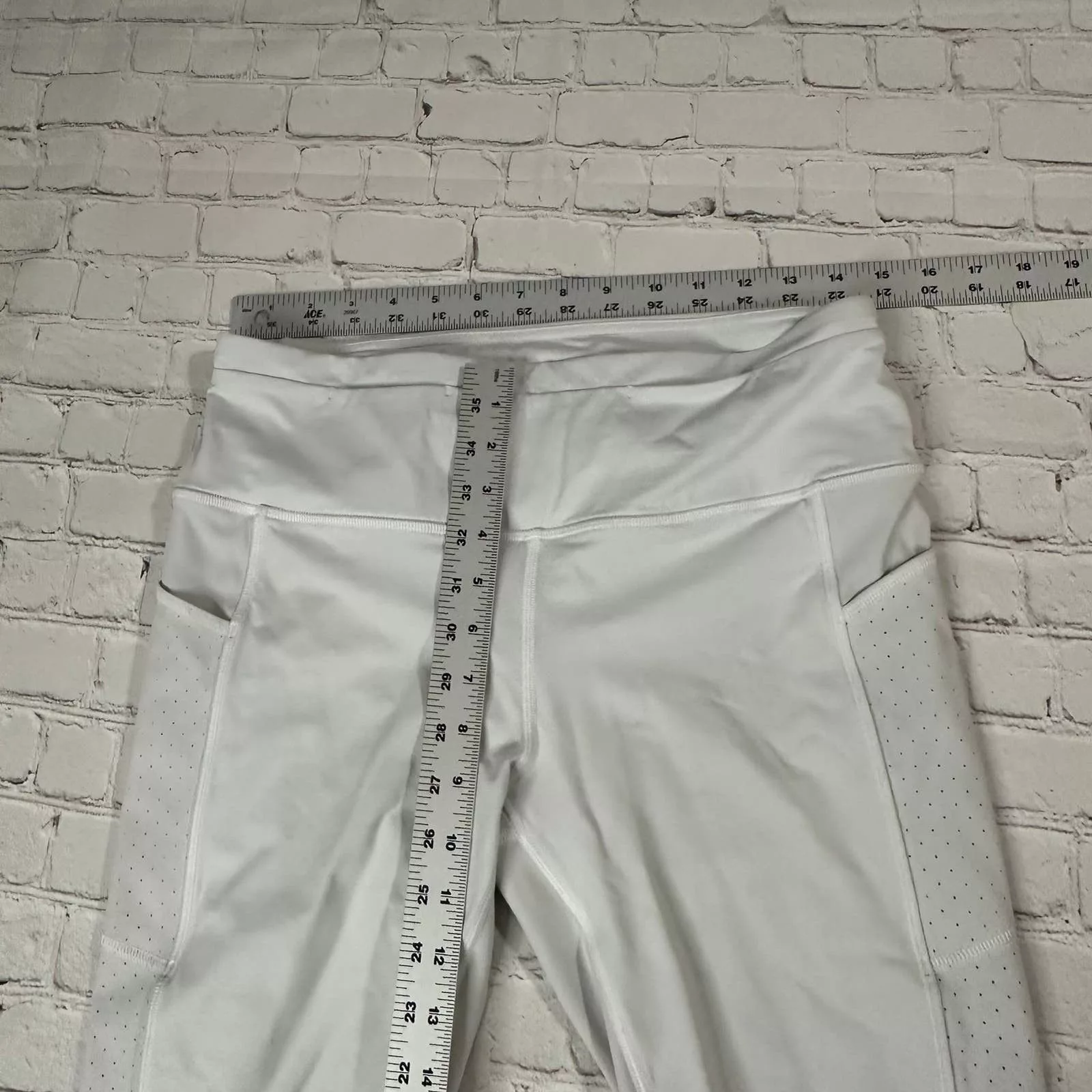 lululemon leggings size 10 Beige