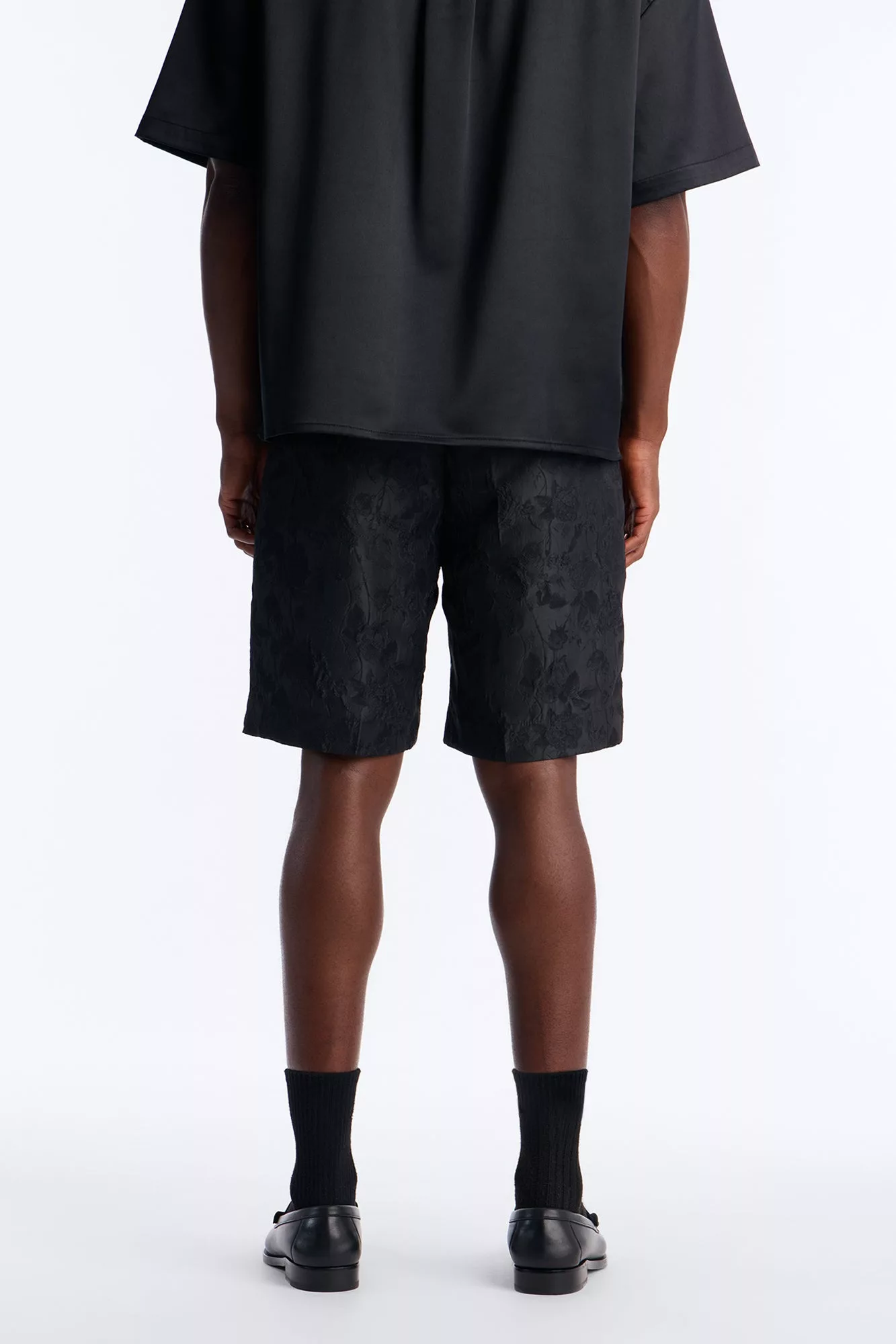 Straight Rose Mirage Short - Black