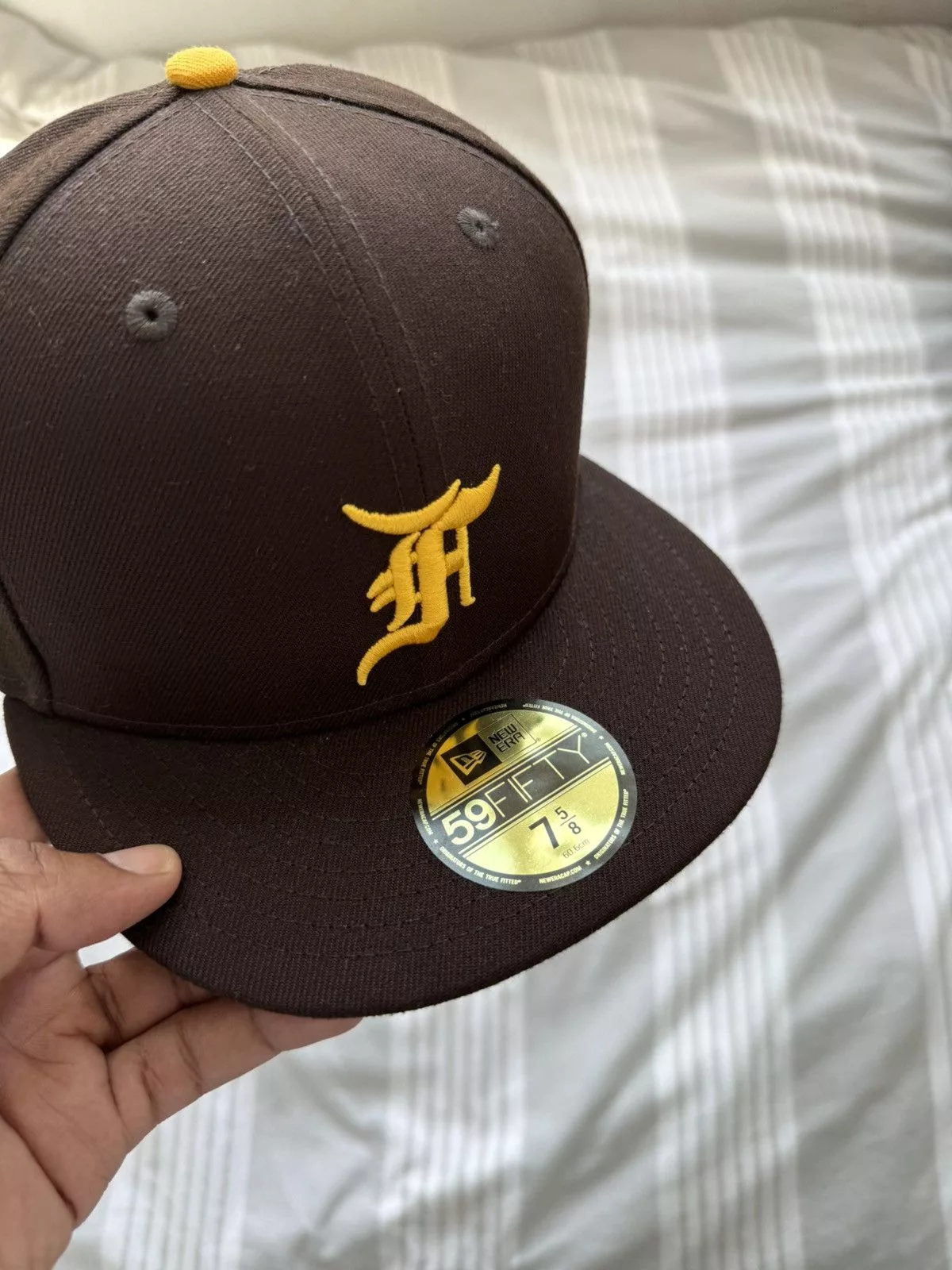Essentials Hats Essentials × Fear of God × New Era Fear of God x New Era San Diego Padres 59FIFTY Cap 7 5/8 Brown