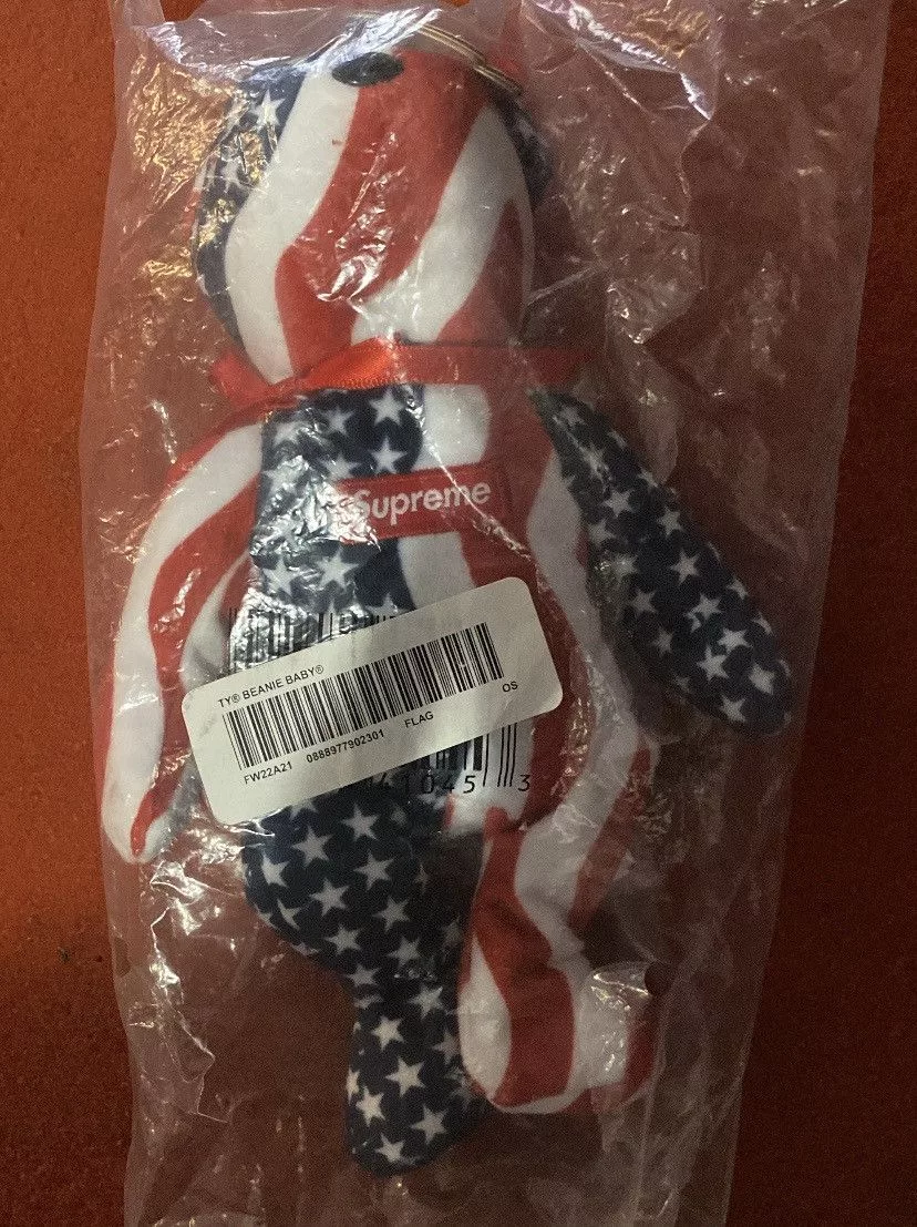 Supreme Supreme Supreme flag bear Multi