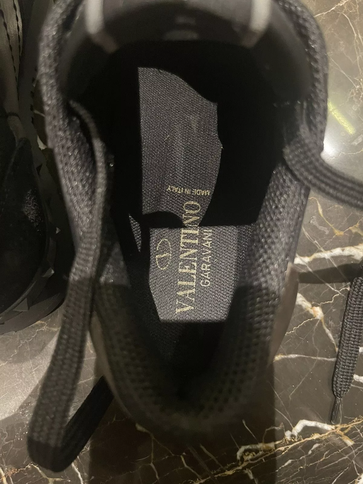 Valentino Low Top Sneakers Valentino rockrunner black sneaker