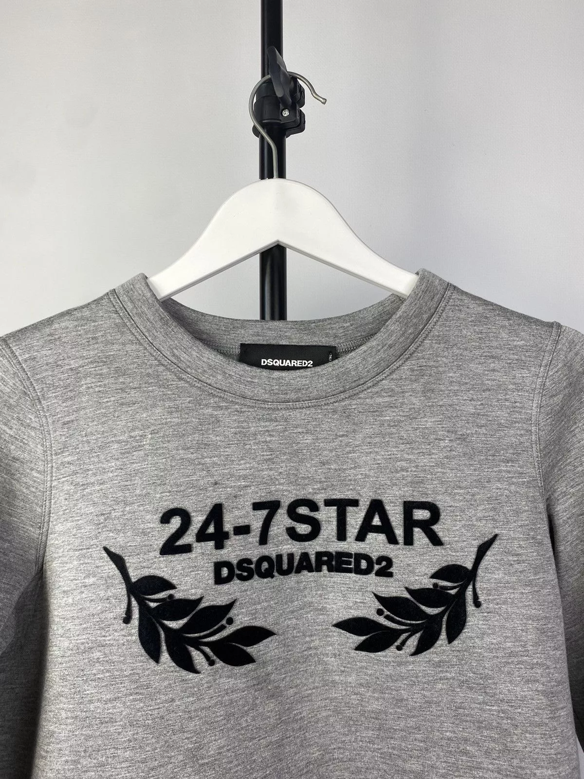 Dsquared2 Sweatshirts Dsquared2 Big logo 24-7STAR Crop sweatshirt size S Gray