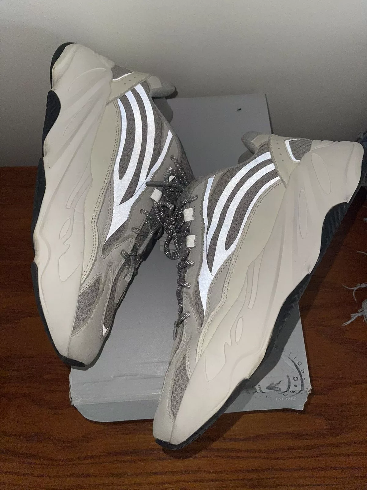 Adidas Low Top Sneakers Adidas Yeezy Boost 700 V2 Static 2018!!!! White