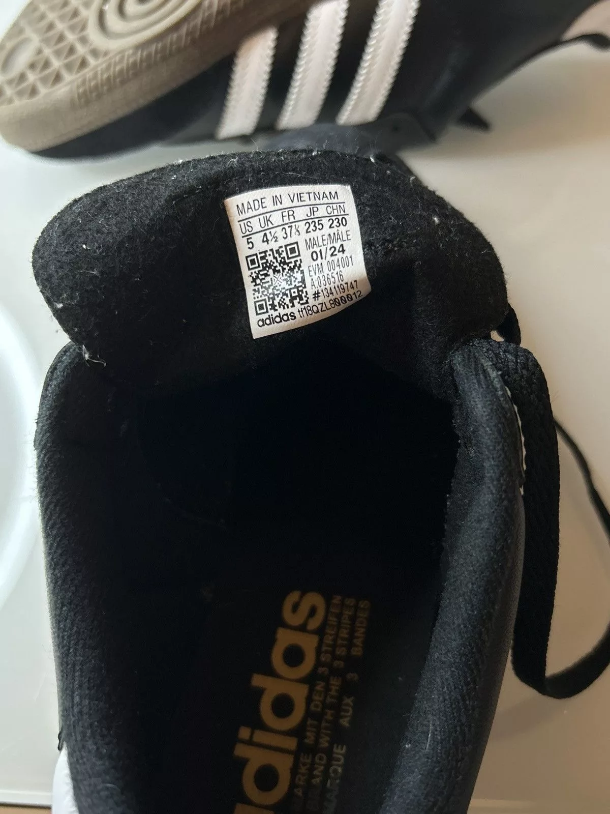 Adidas Low Top Sneakers Adidas Classic Samba Black