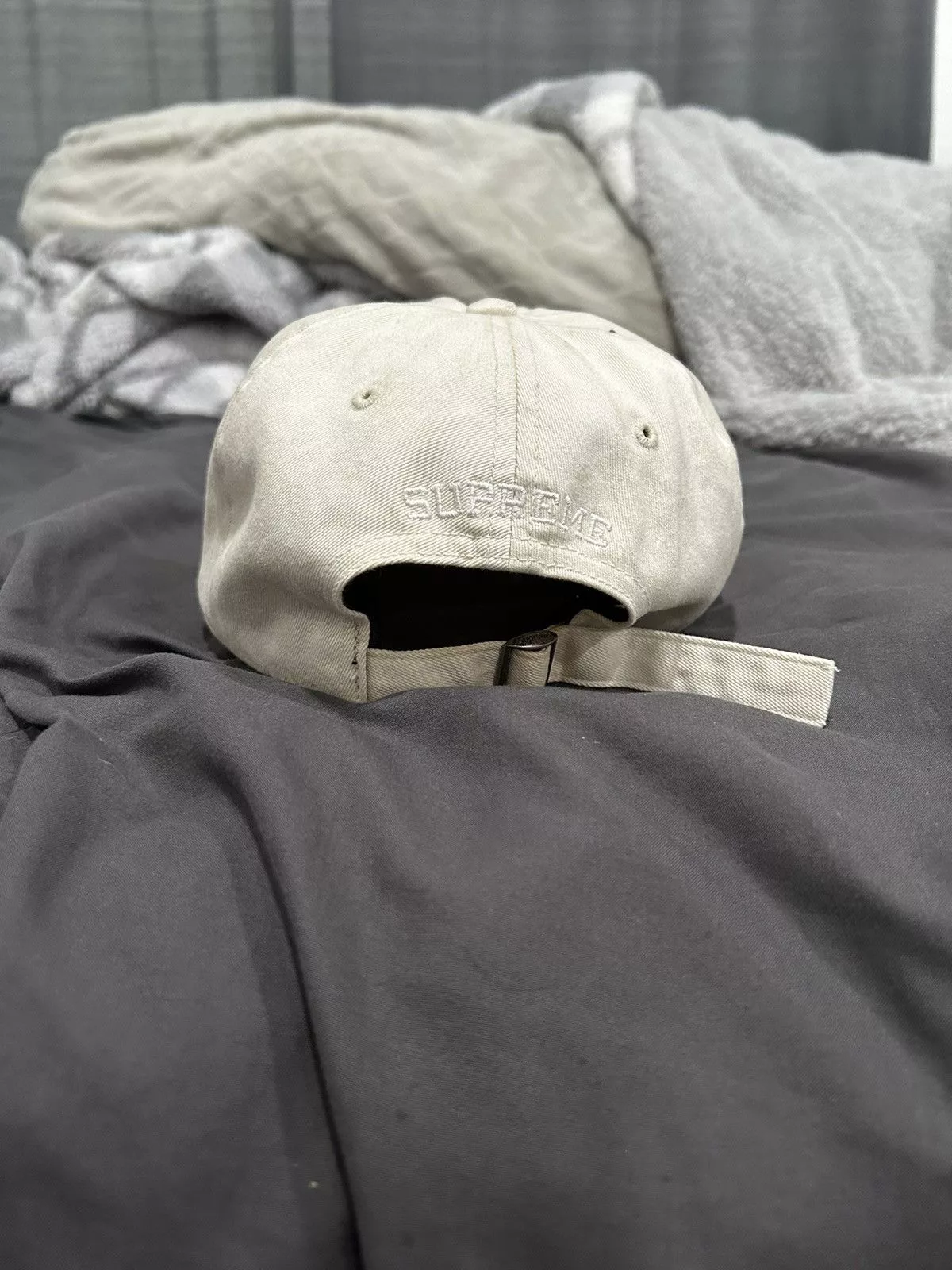 Supreme Hats Supreme 6 panel hat White