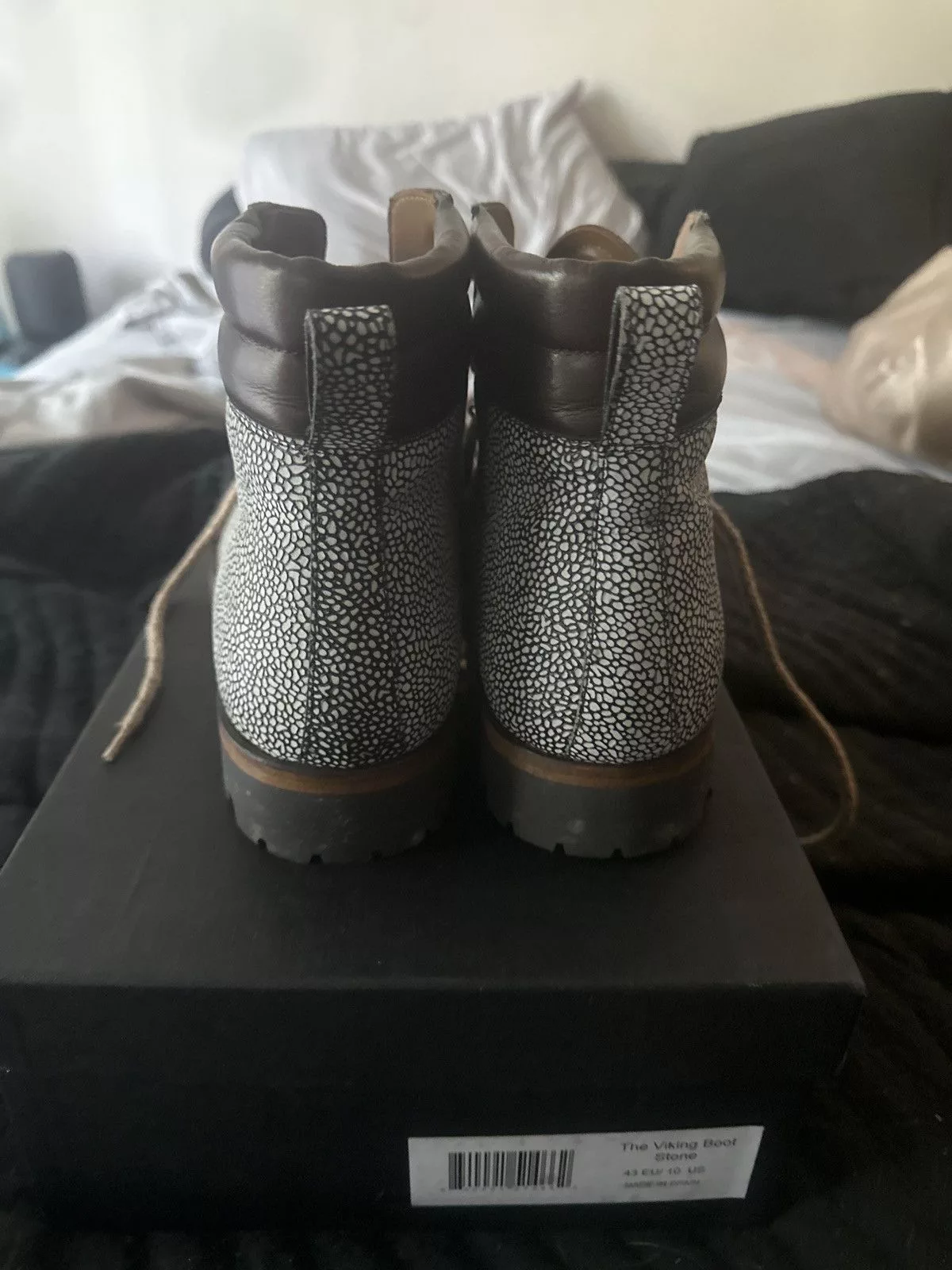 Taft boots White