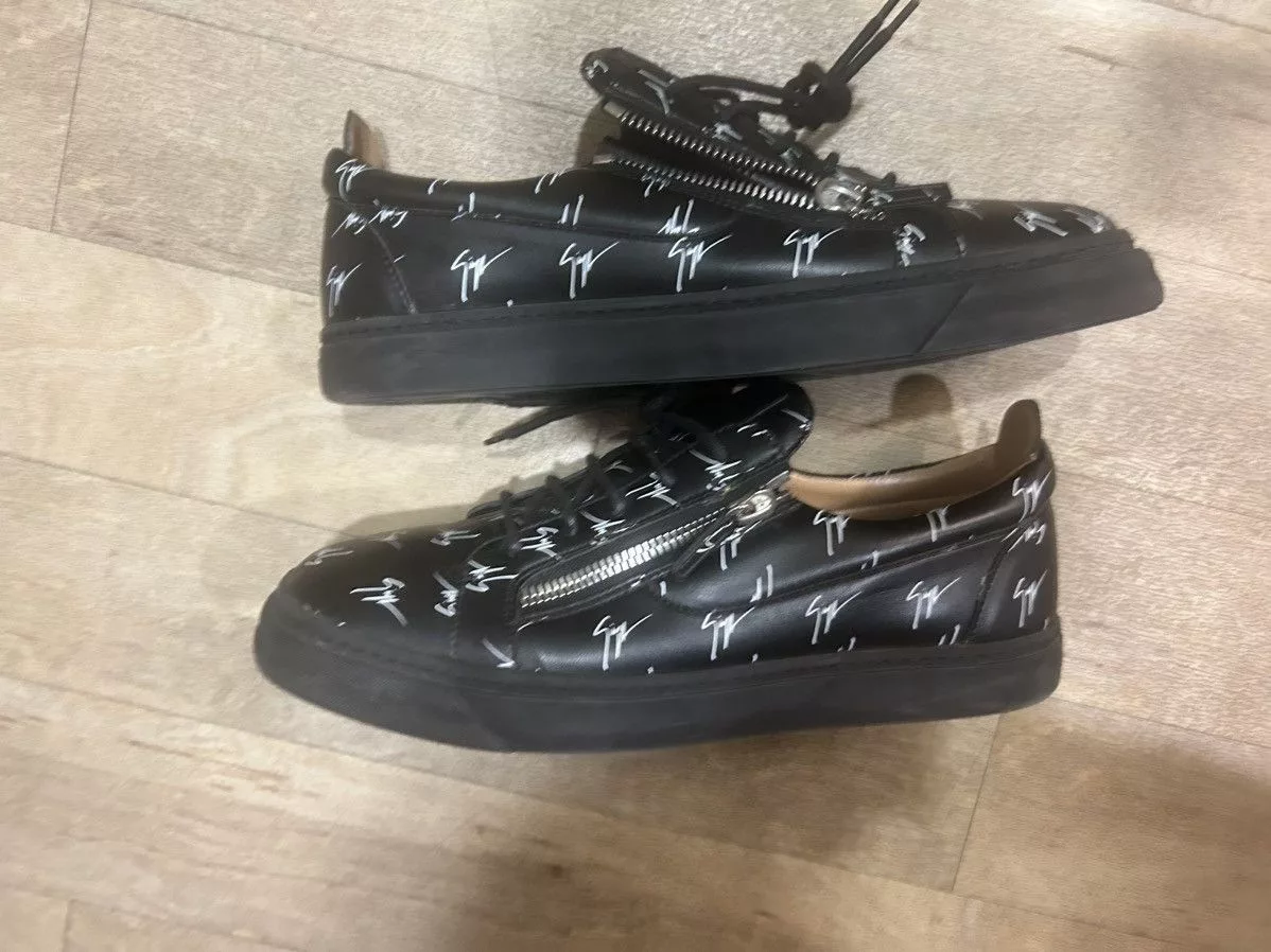 Giuseppe Zanotti Low Top Sneakers Giuseppe Zanotti Frankie Black