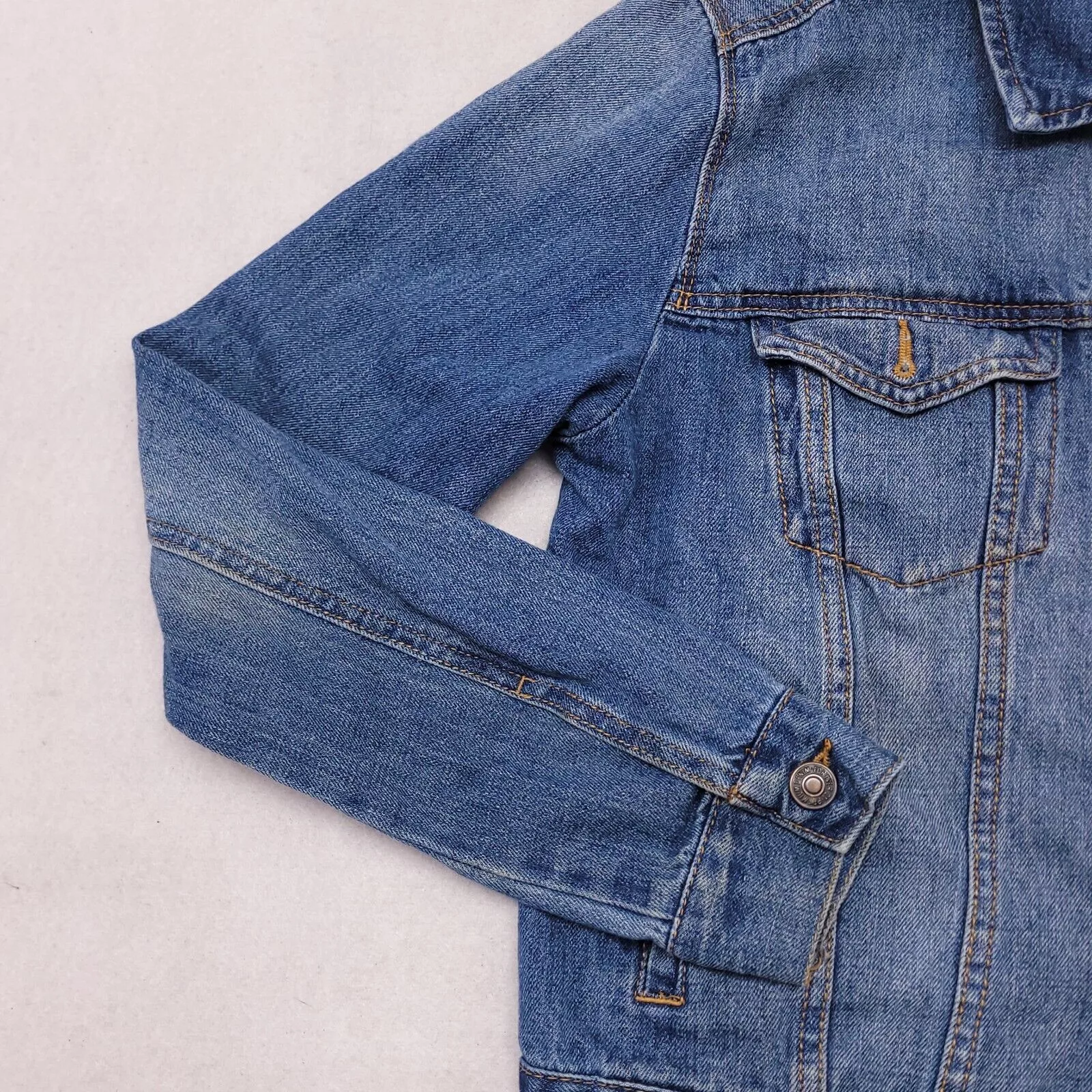 Forever 21 Jackets Forever 21 Casual Button Up Denim Jean Jacket Womens Size M Blue