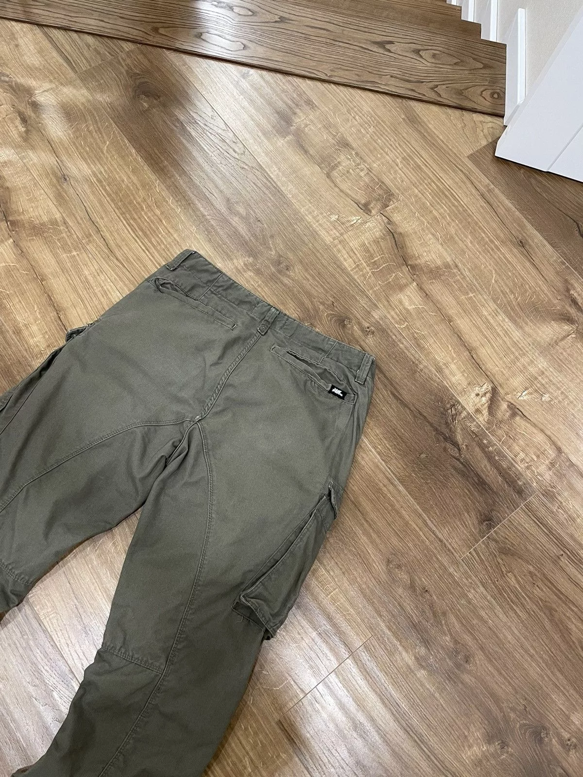 Vintage Casual Pants Vintage Olive Military Cargo Pockets Bondage Pants Size 34 Green