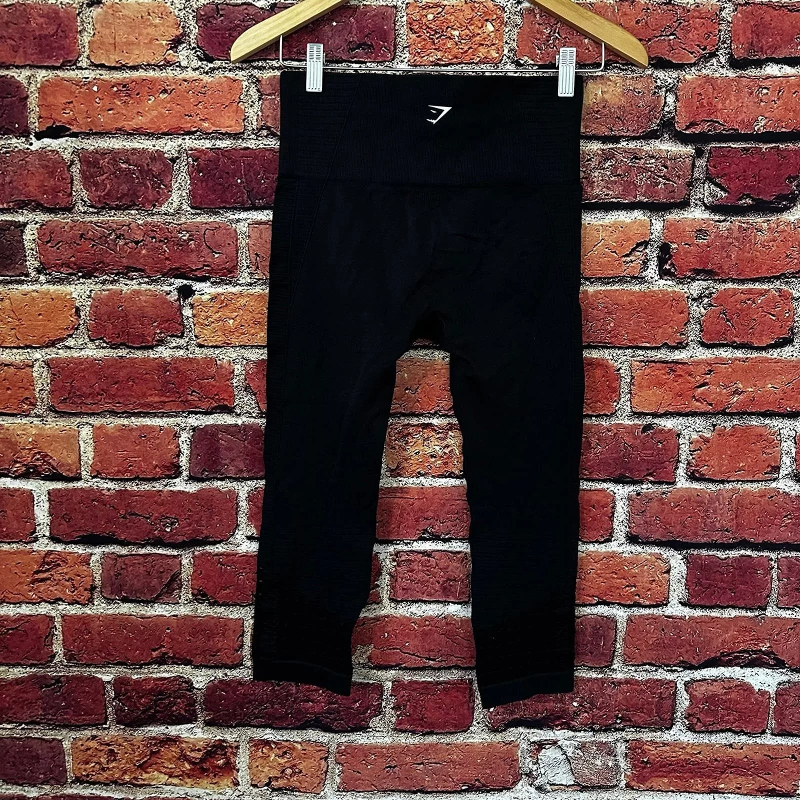 Black gymshark leggings