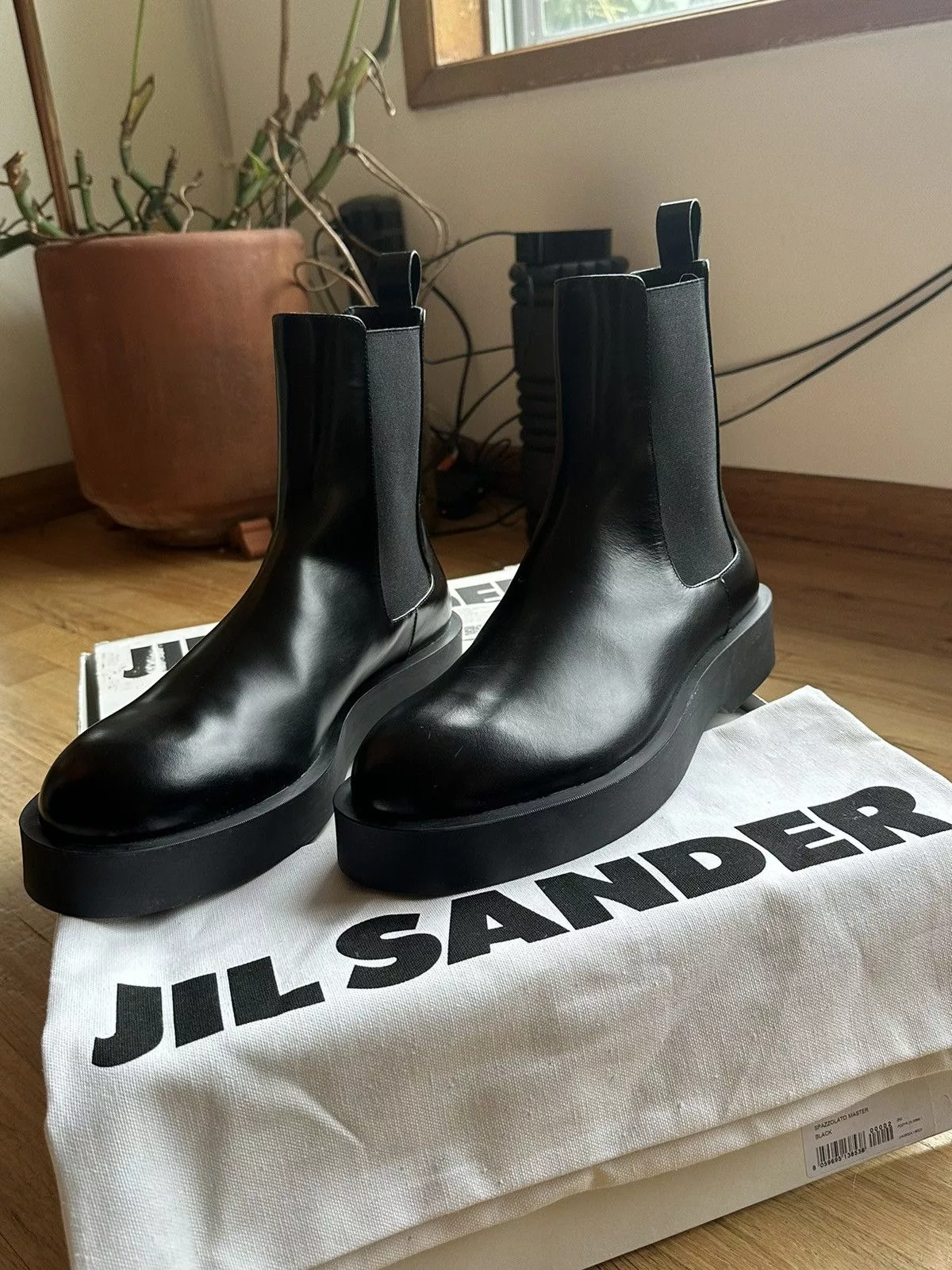 Jil Sander Boots Jil Sander Round Toe Chelsea Boot Black