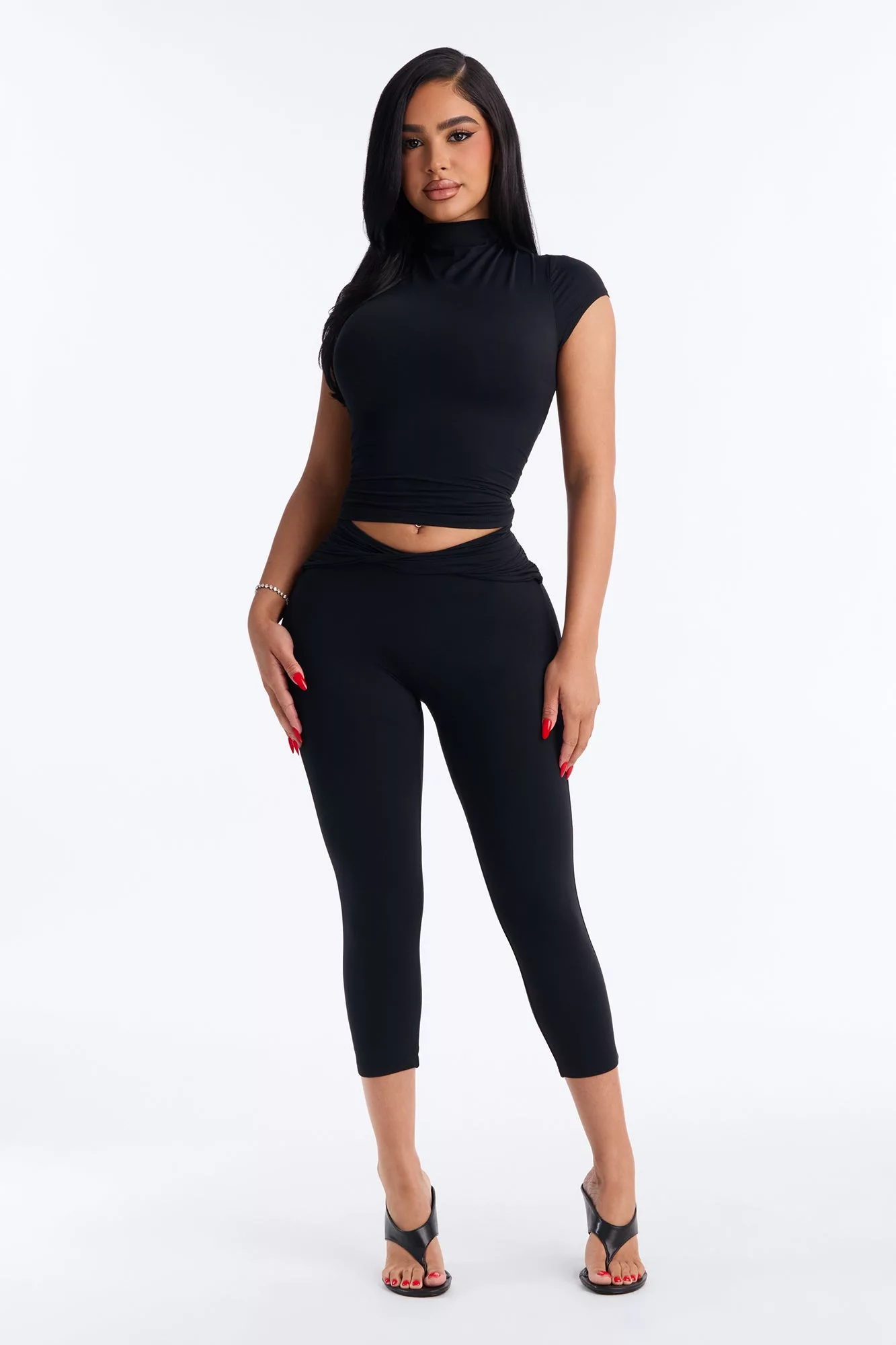 Second Skin Double Lined Twist Capri Leggings - Black