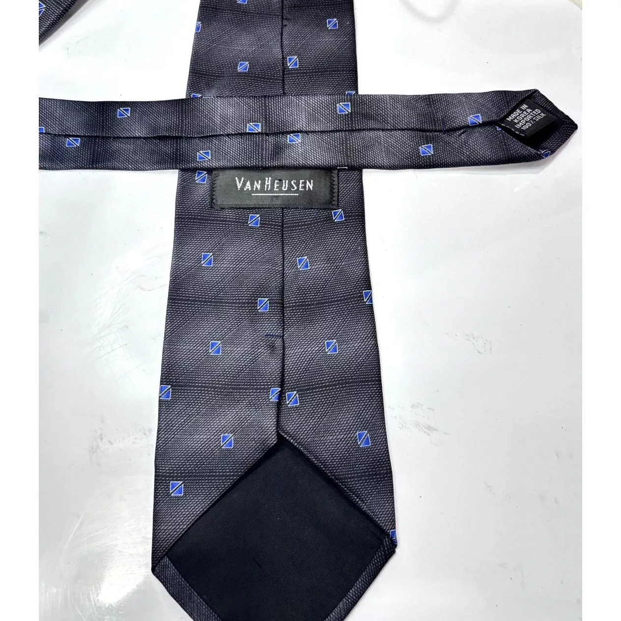 Van Heusen Ties Pocketsquares VAN HEUSEN Men's Silk Blue Square Pattern Neck Tie