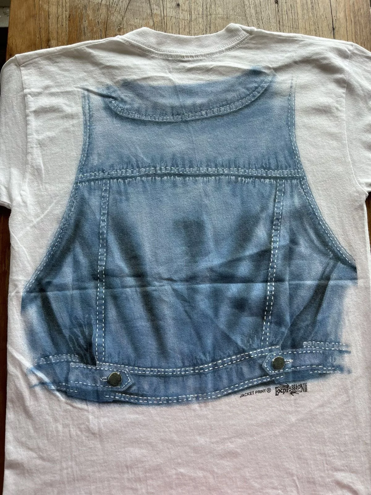 Vintage Short Sleeve T Shirts Vintage Granada Jacket Print Expression Dukoaps 90’s T-shirt White