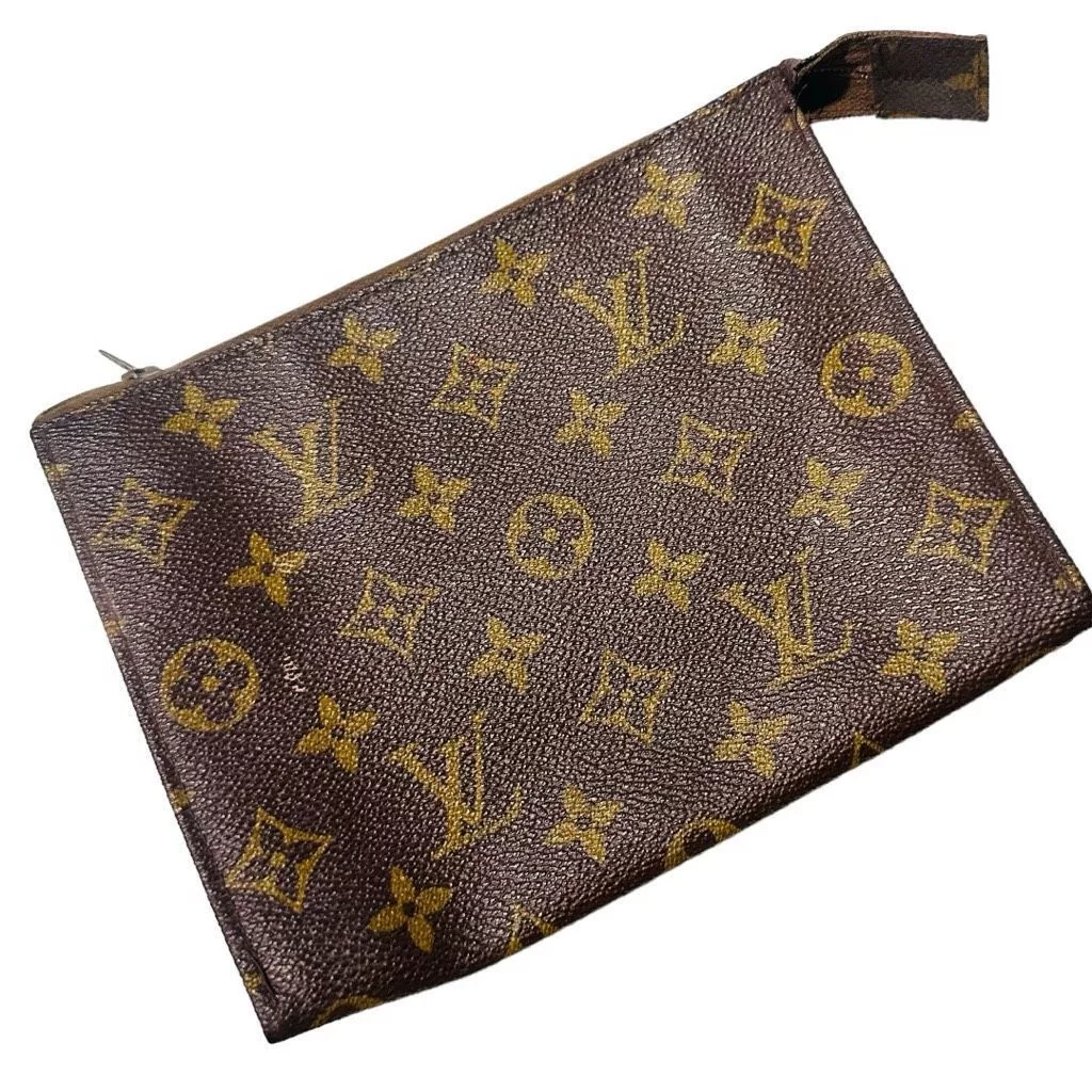 Louis Vuitton Clutches LOUIS VUITTON Saks Monogram Toiletry 1980s LV Clutch Pochett Brown