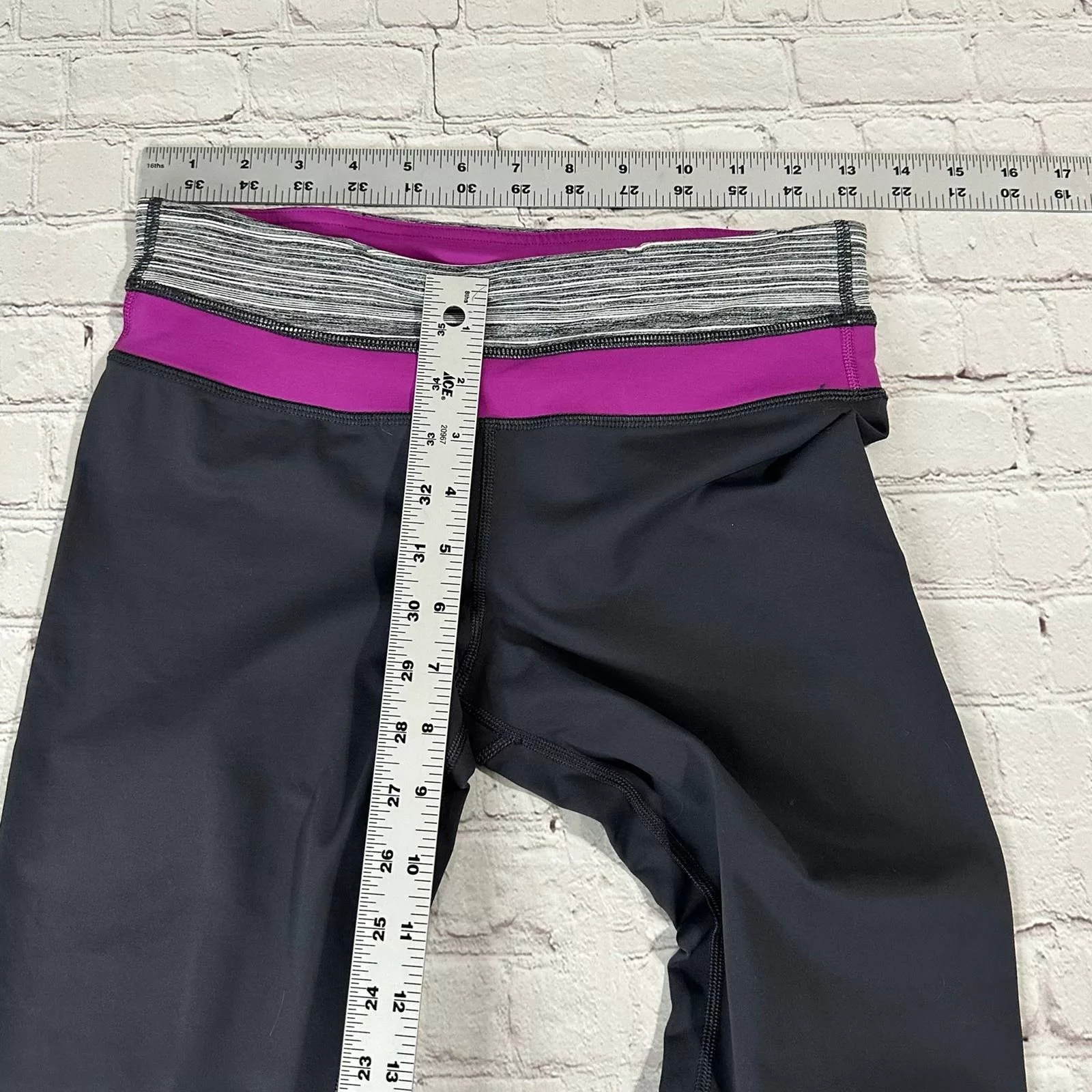 lululemon leggings size 6 Gray