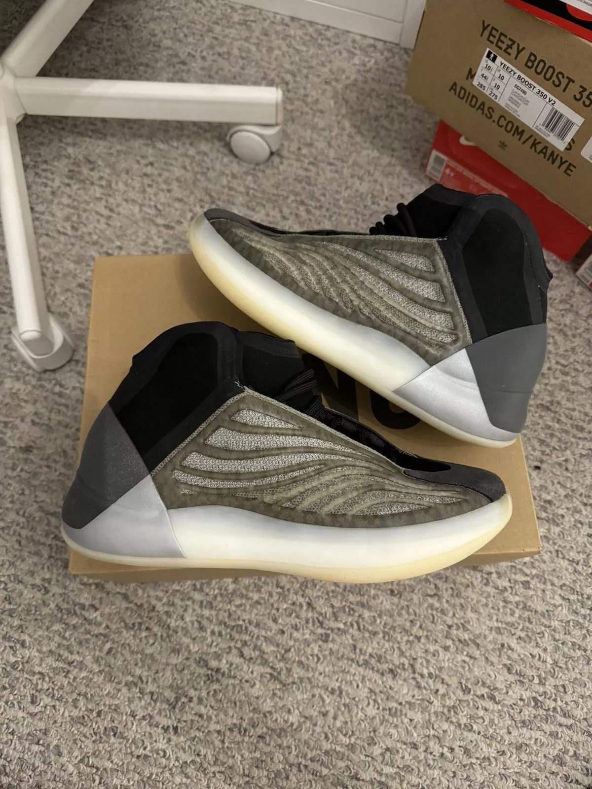 Adidas Hi Top Sneakers Adidas × Yeezy Adidas Yeezy QNTM Barium 7M Black