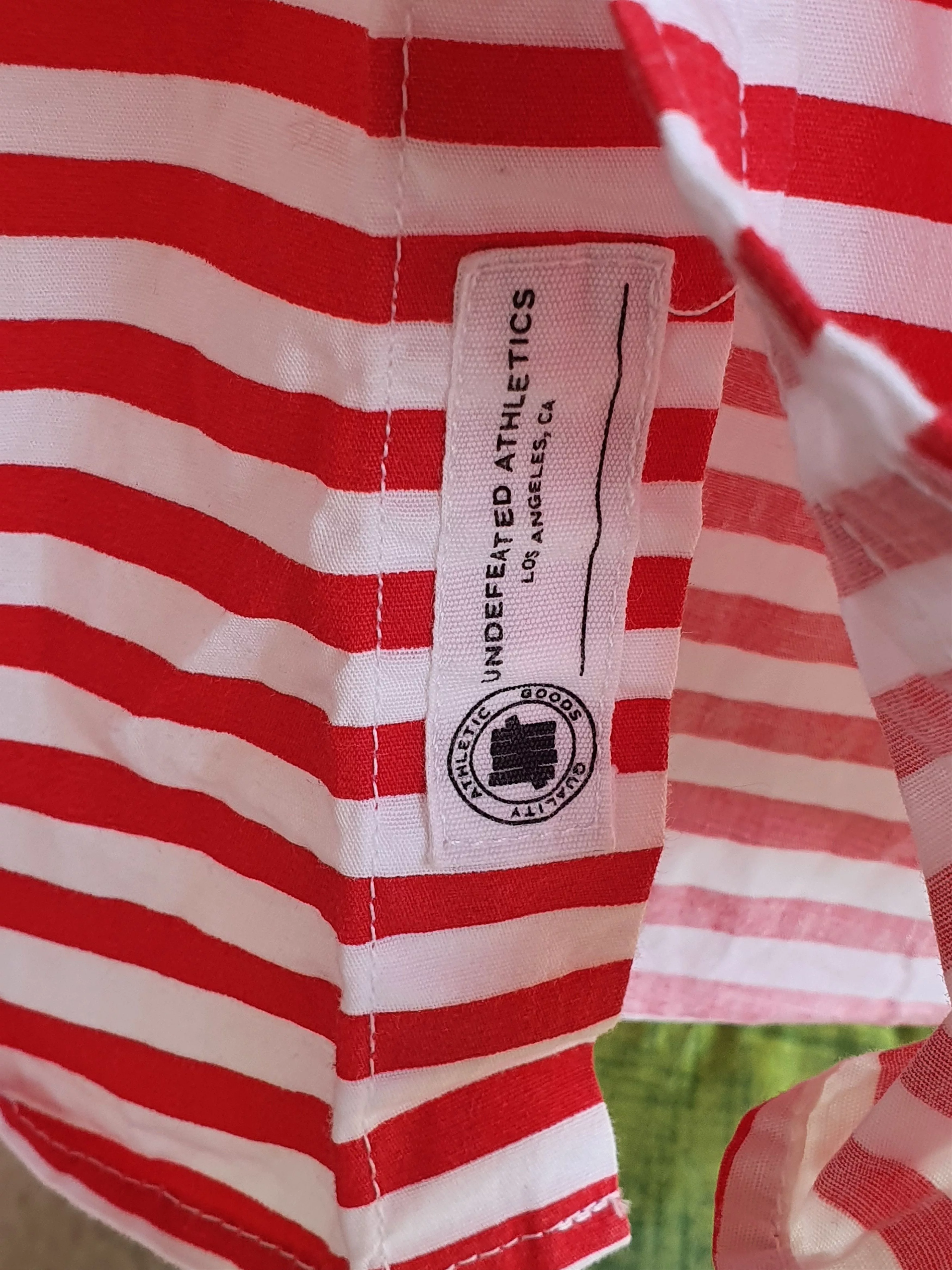 Undefeated Shirts Button Ups Undefeated Red/White striped short sleeve button up shirt,S Streetwear