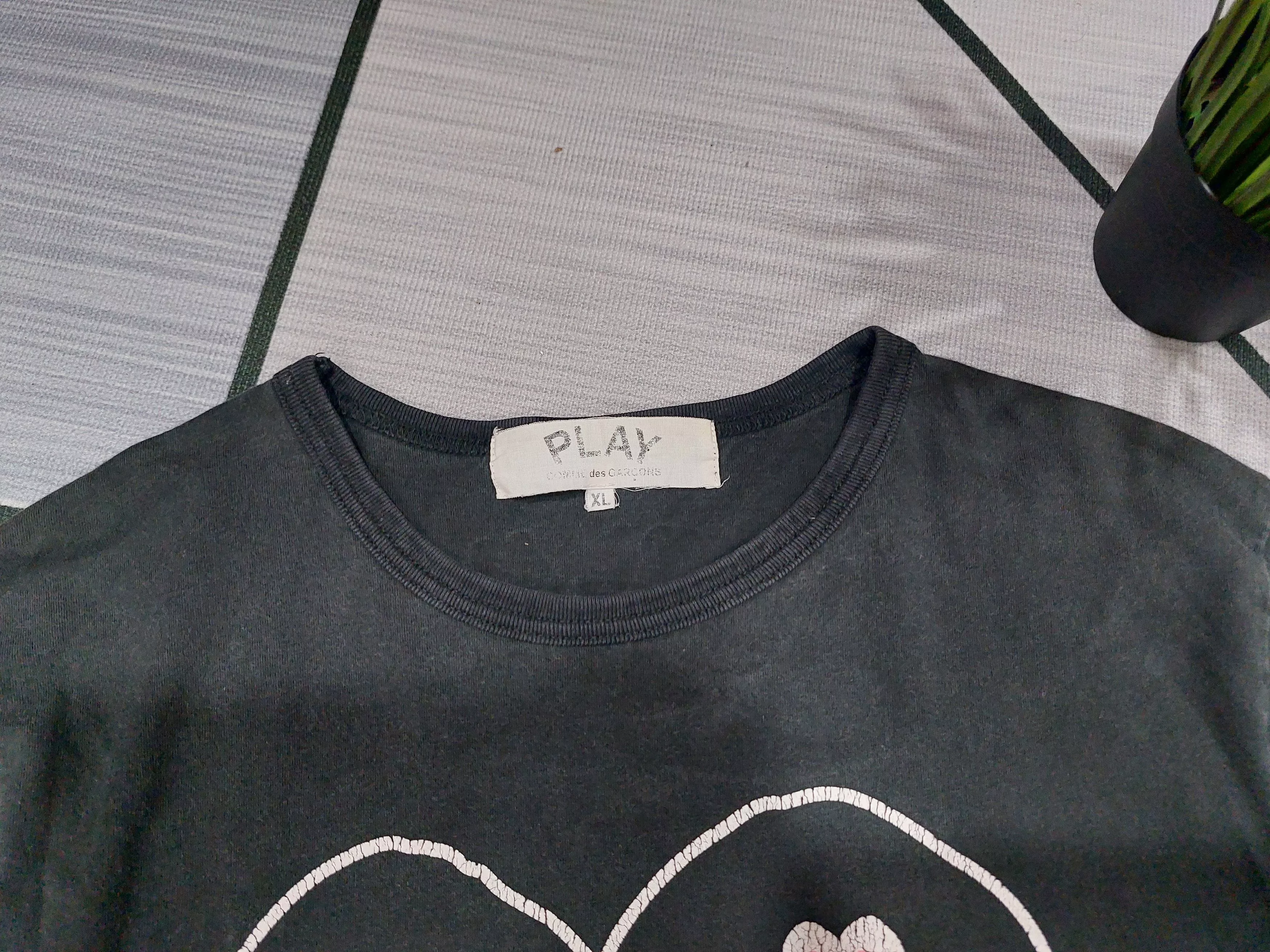 CDG by Comme des Garcons Short Sleeve T Shirts CDG by Comme des Garcons × Comme des Garcons PLAY × Japanese Brand Comme Des Garcons Play Sun Faded Cracked Print Black