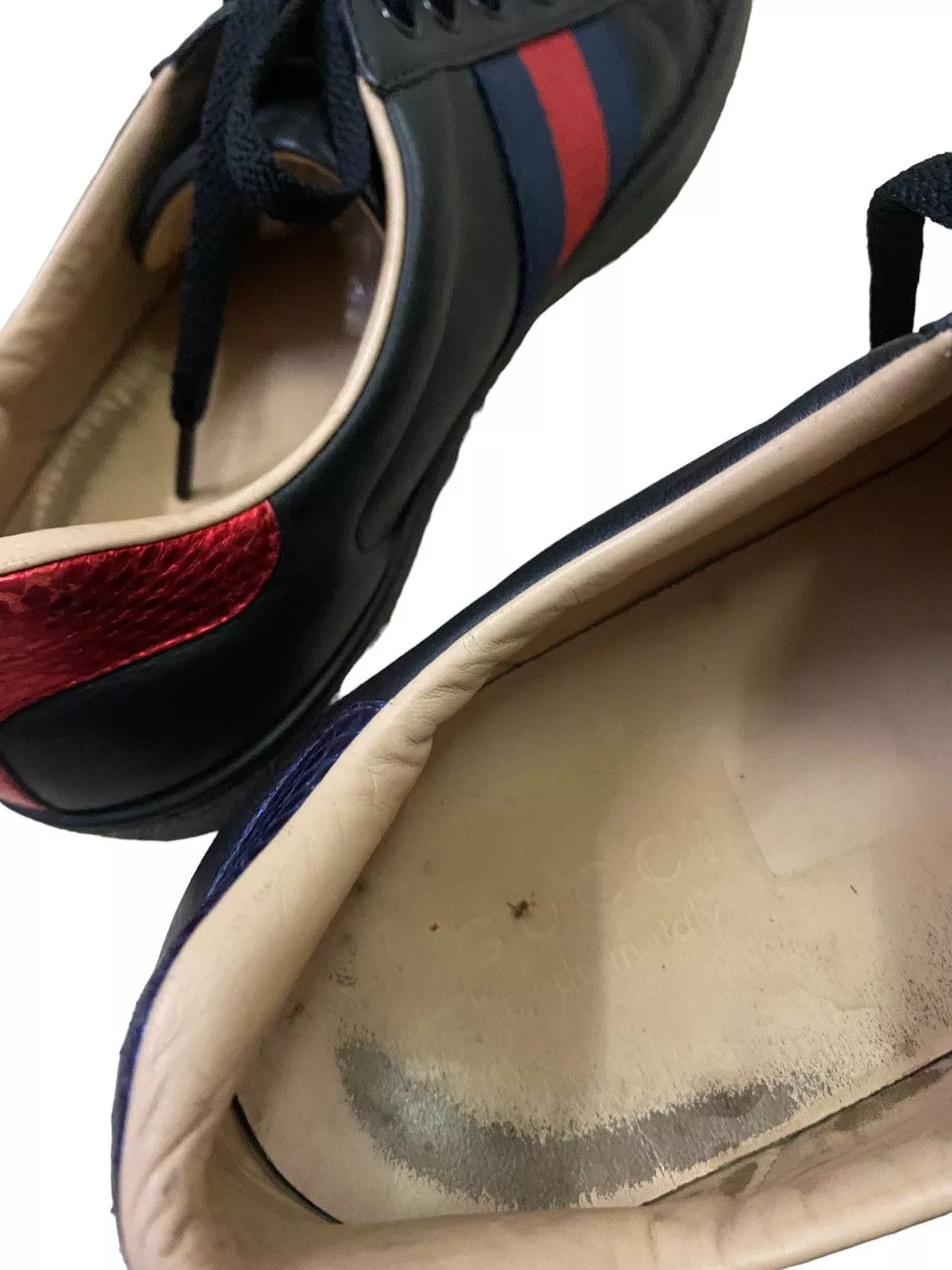 Gucci Low Top Sneakers Gucci Ace Black Sneaker