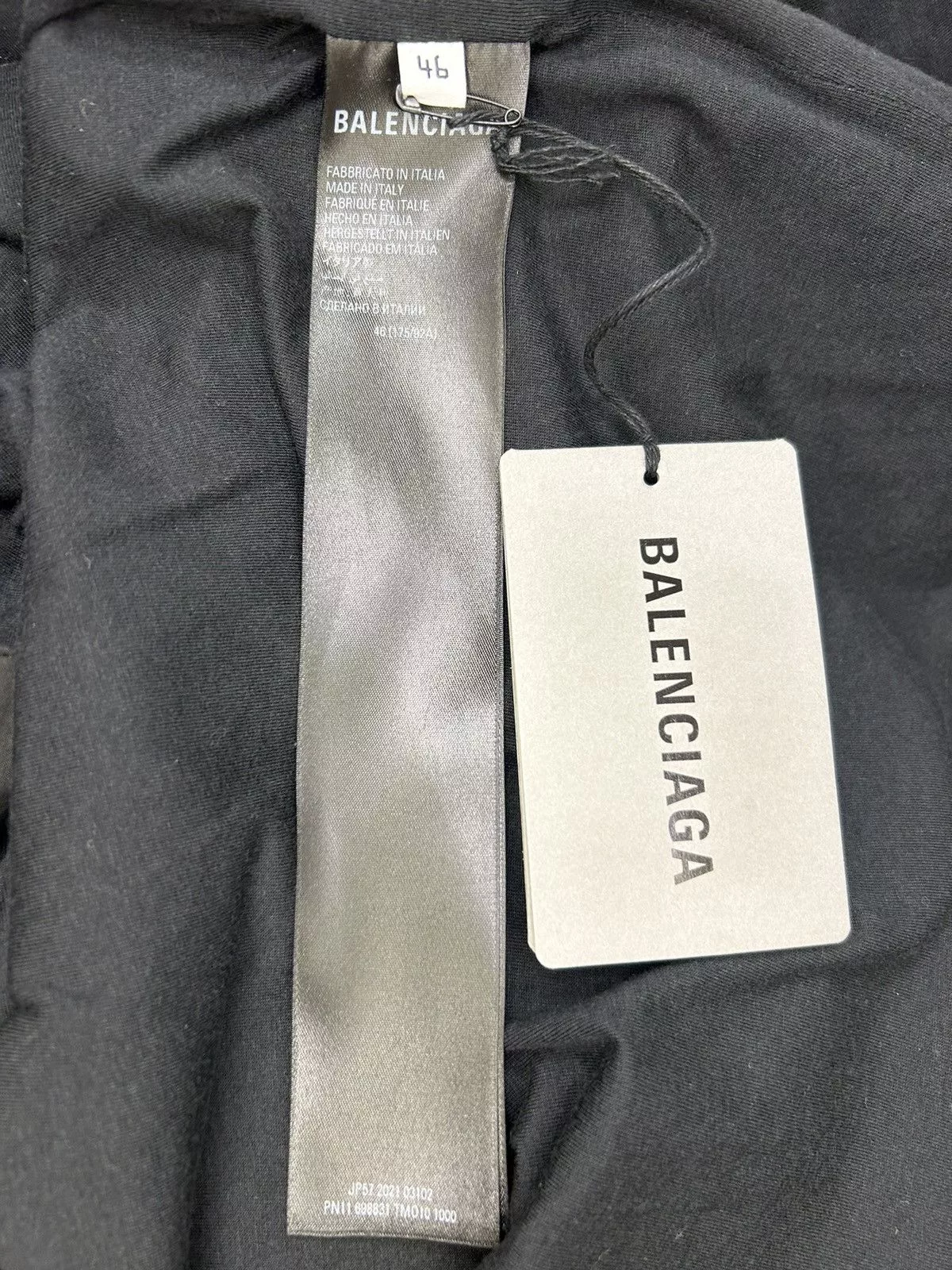Balenciaga Light Jackets Balenciaga Oversized Logo Print Shell Windbreaker in Black