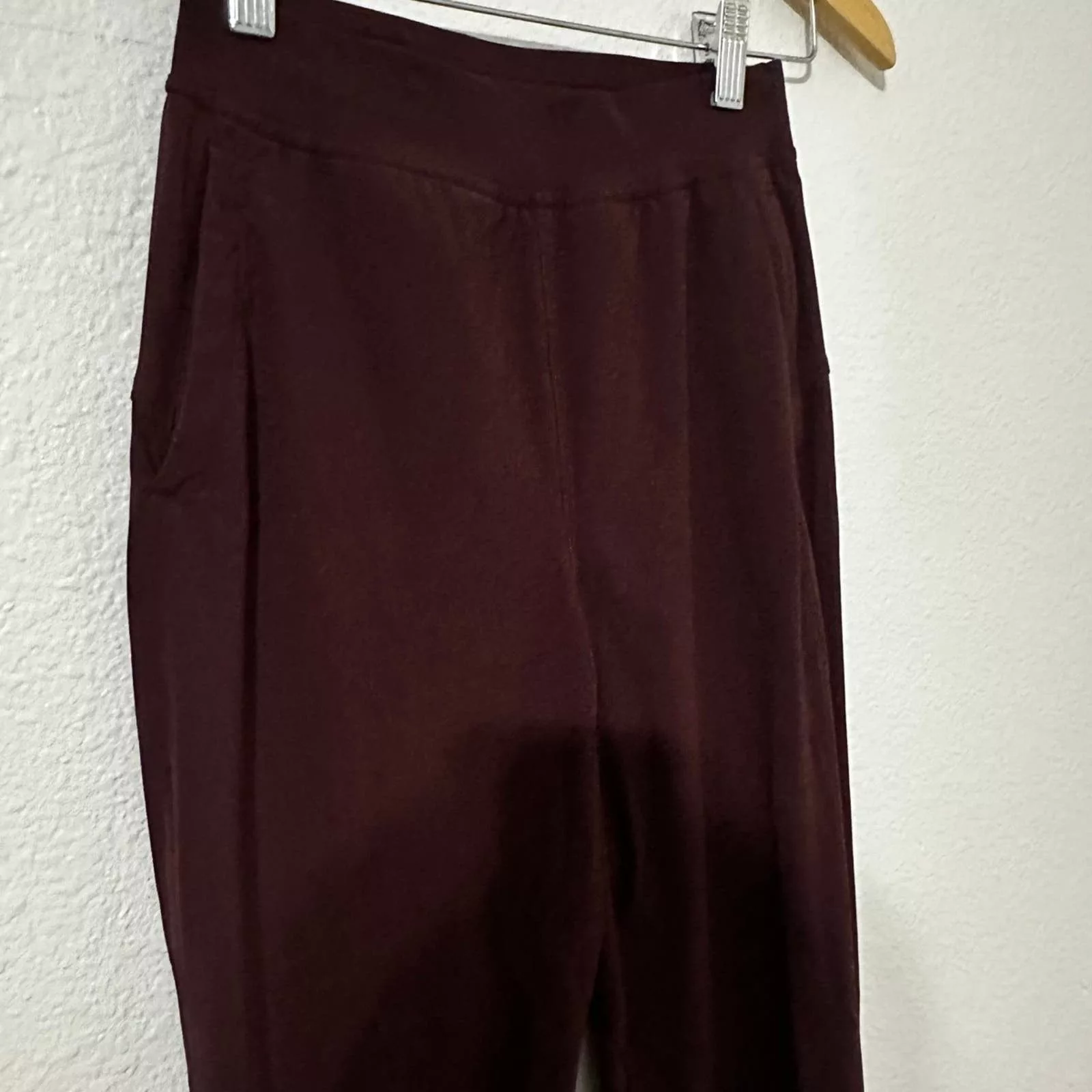 Lululemon Leggings Lululemon pants size 2 Brown