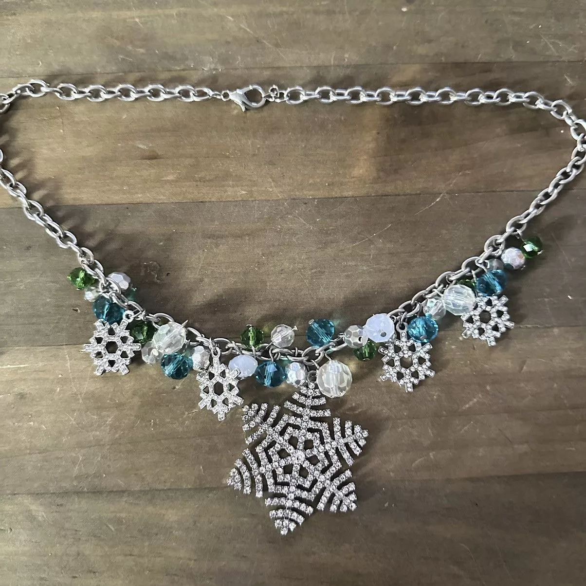 Other Necklaces Other Snowflake charm statement necklace Silver