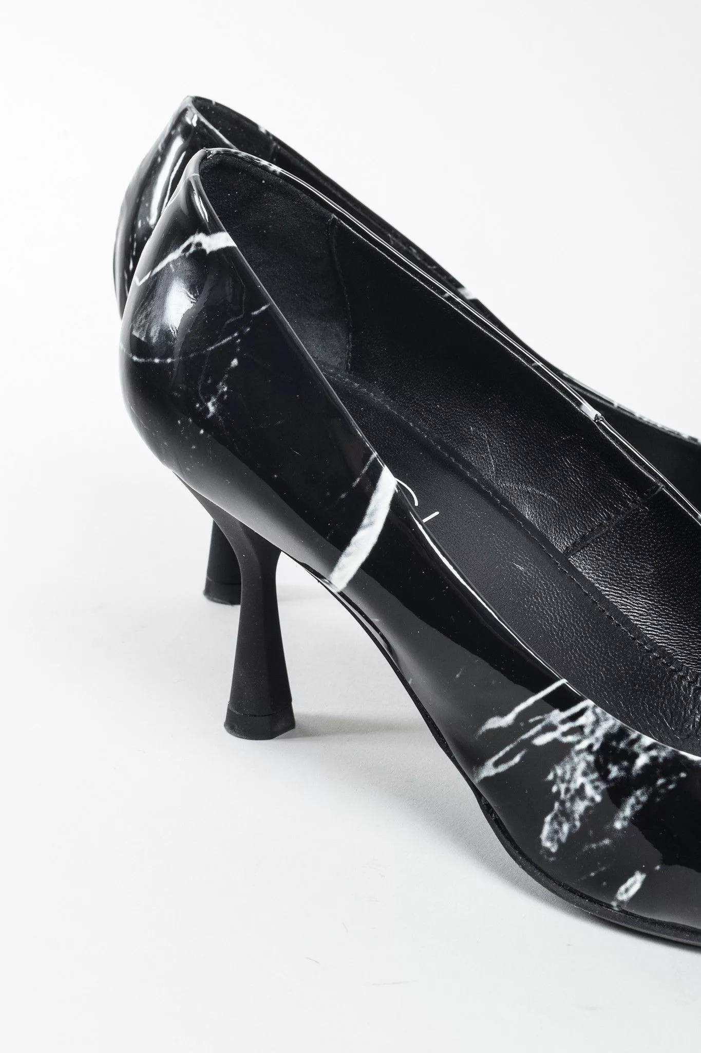 AGL Heels AGL Isoldie Black Marble Pump