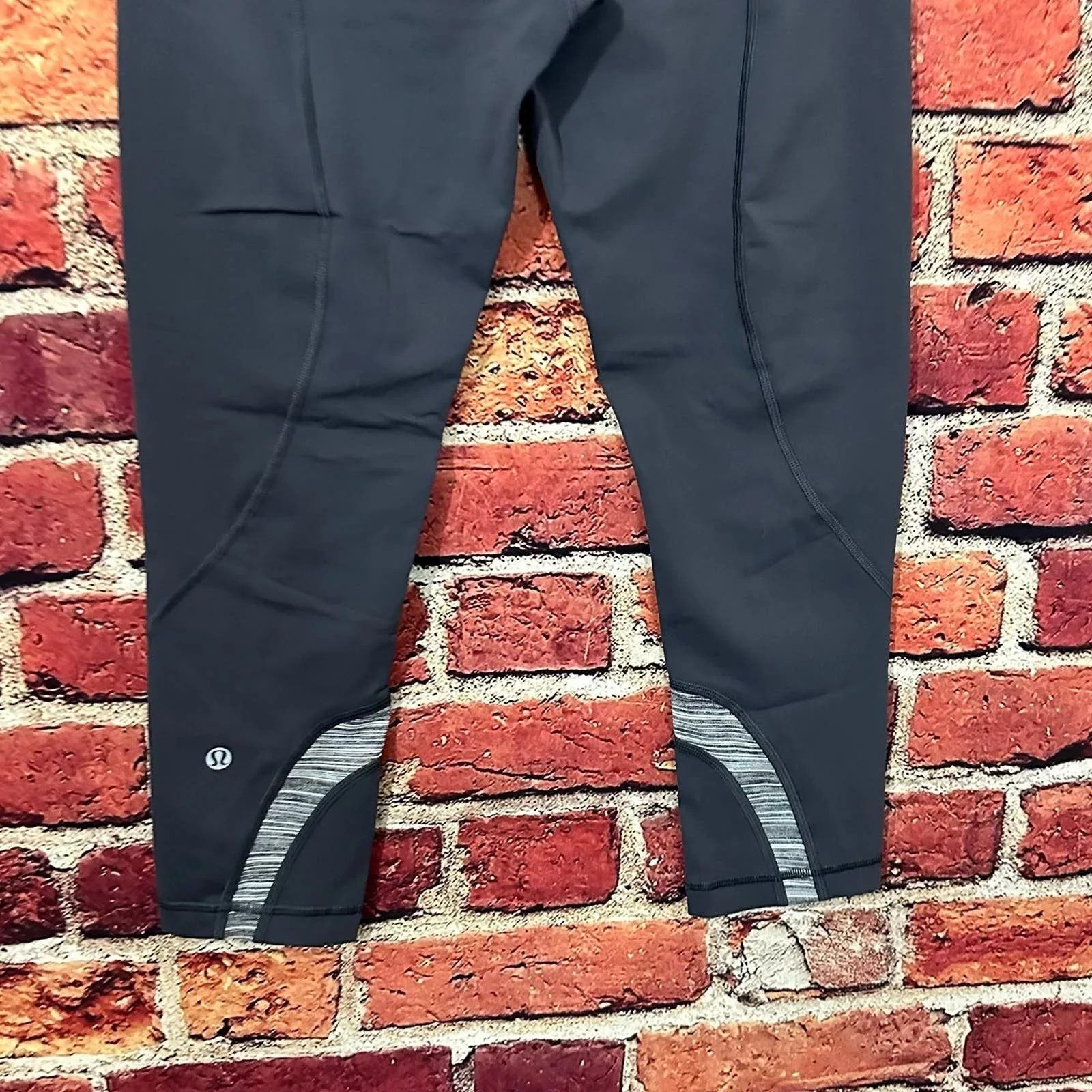lululemon leggings size 6 Gray