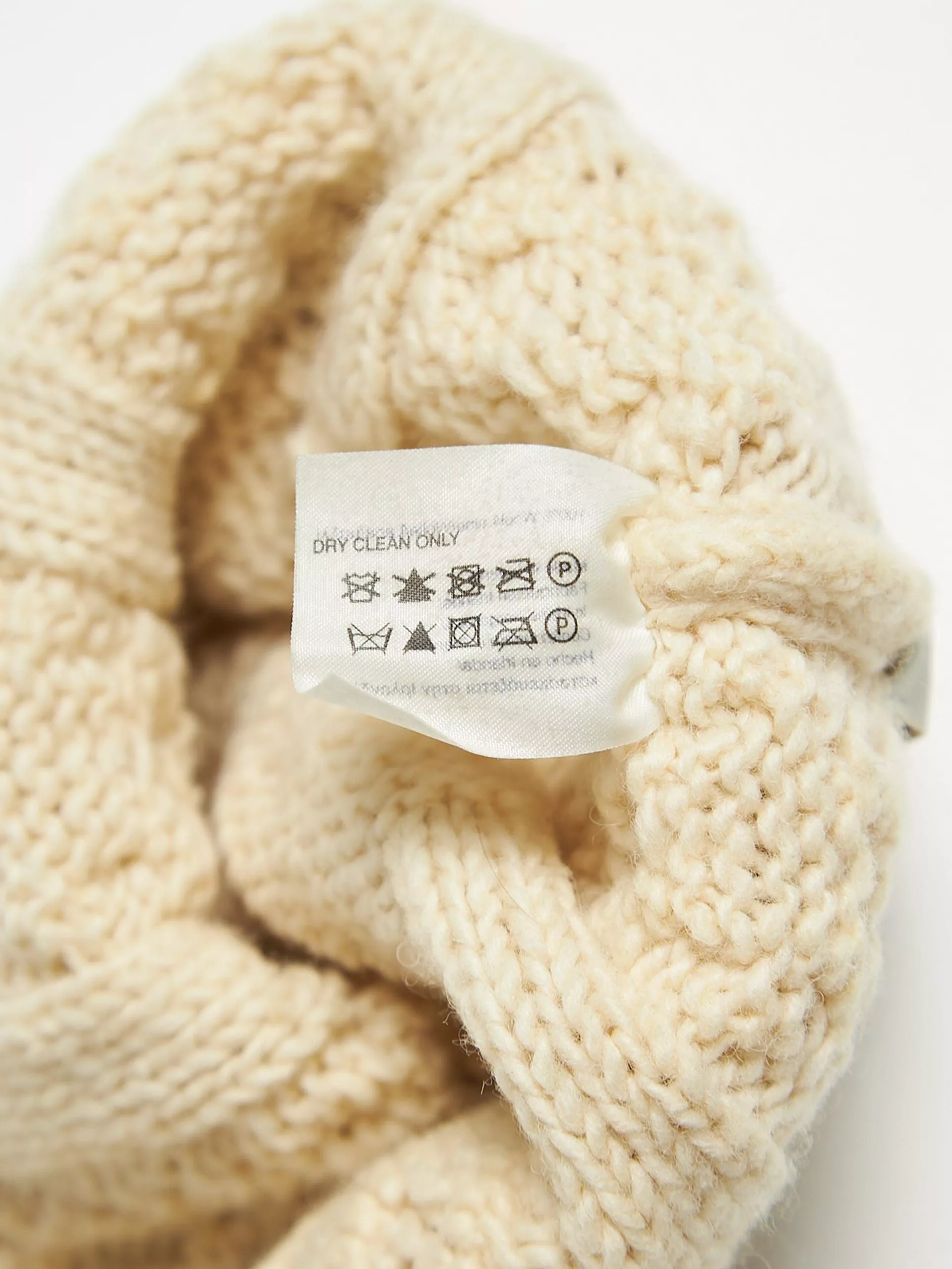 Thom Browne Hats Thom Browne Cream Pattern Knitted Woool Hat Multi