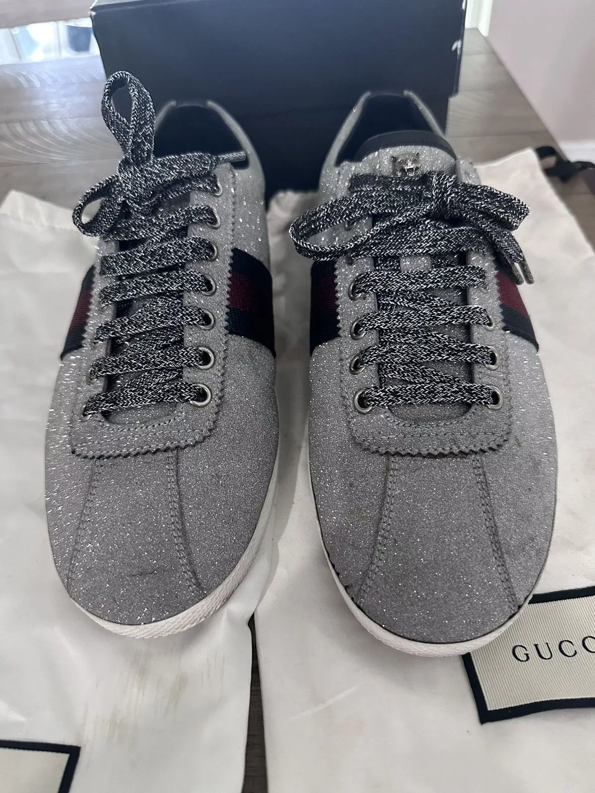 Gucci Low Top Sneakers Gucci sneakers Silver