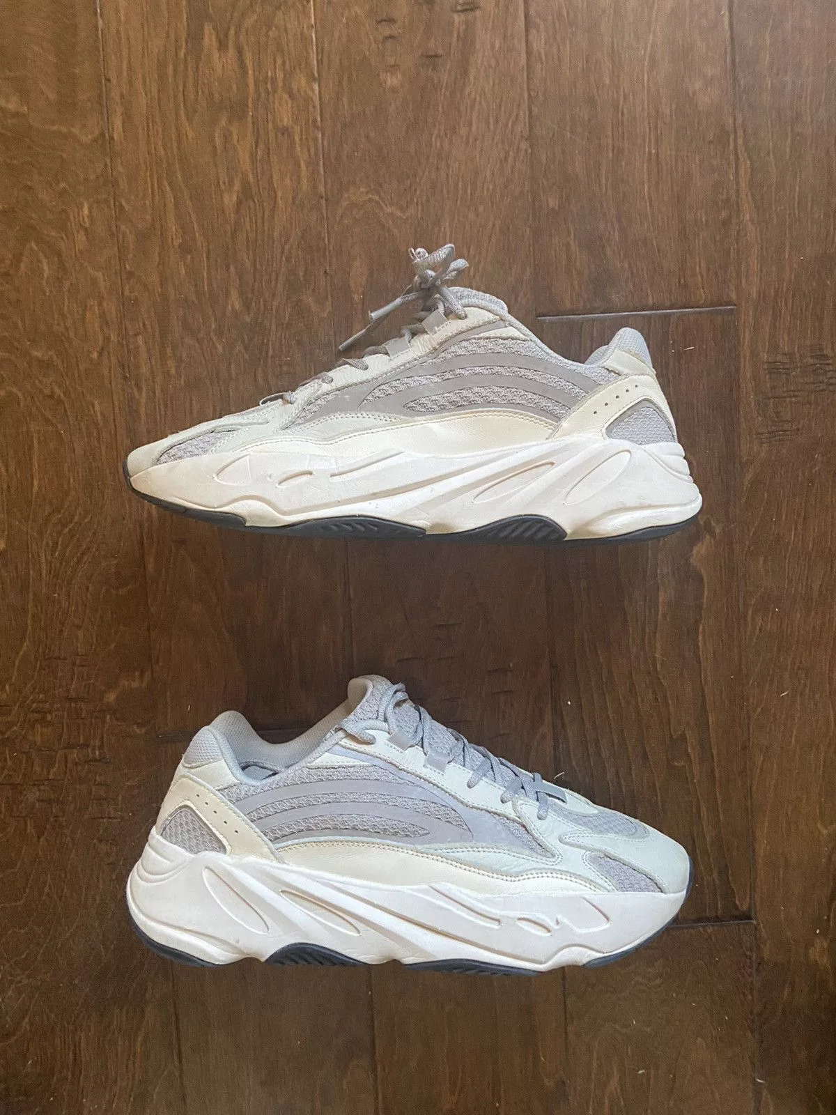 Adidas Low Top Sneakers Adidas Yeezy Boost 700 V2 Static 2018!!!! White