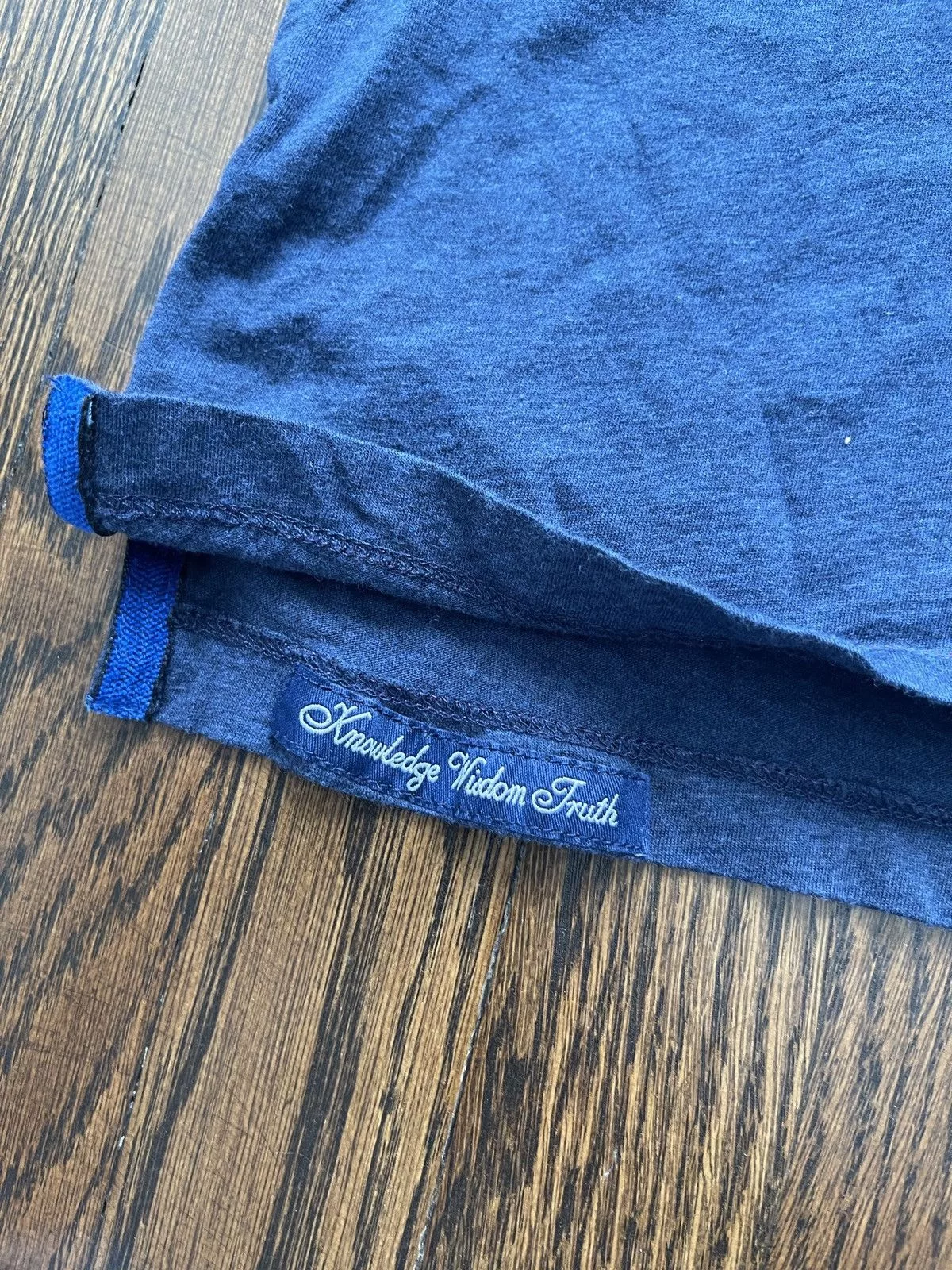 Robert Graham Long Sleeve T Shirts Robert Graham Long sleeve shirt size medium Blue