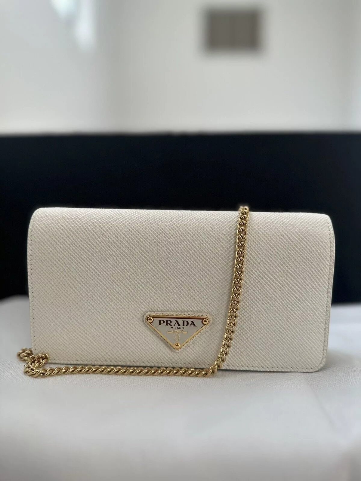 Prada Mini Bags Prada o1srvl11e0624 Size: OS / Mini Bag in White