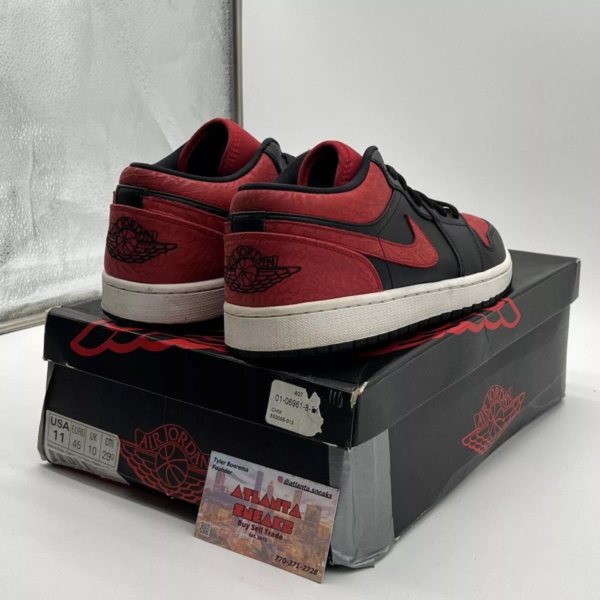 Nike Low Top Sneakers Nike Air Jordan 1 low bred Black