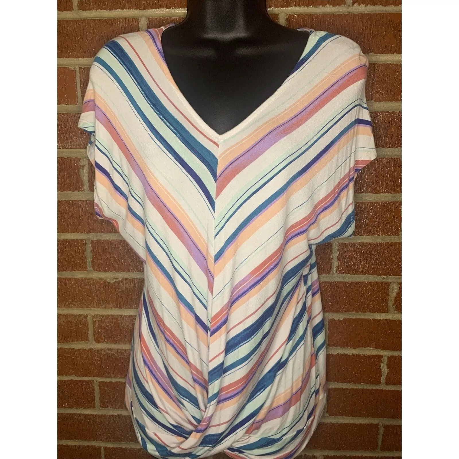 Apt. 9 Blouses Apt. 9 Apt 9 Women’s Blouse Stripe Vneck Petite Large Multi