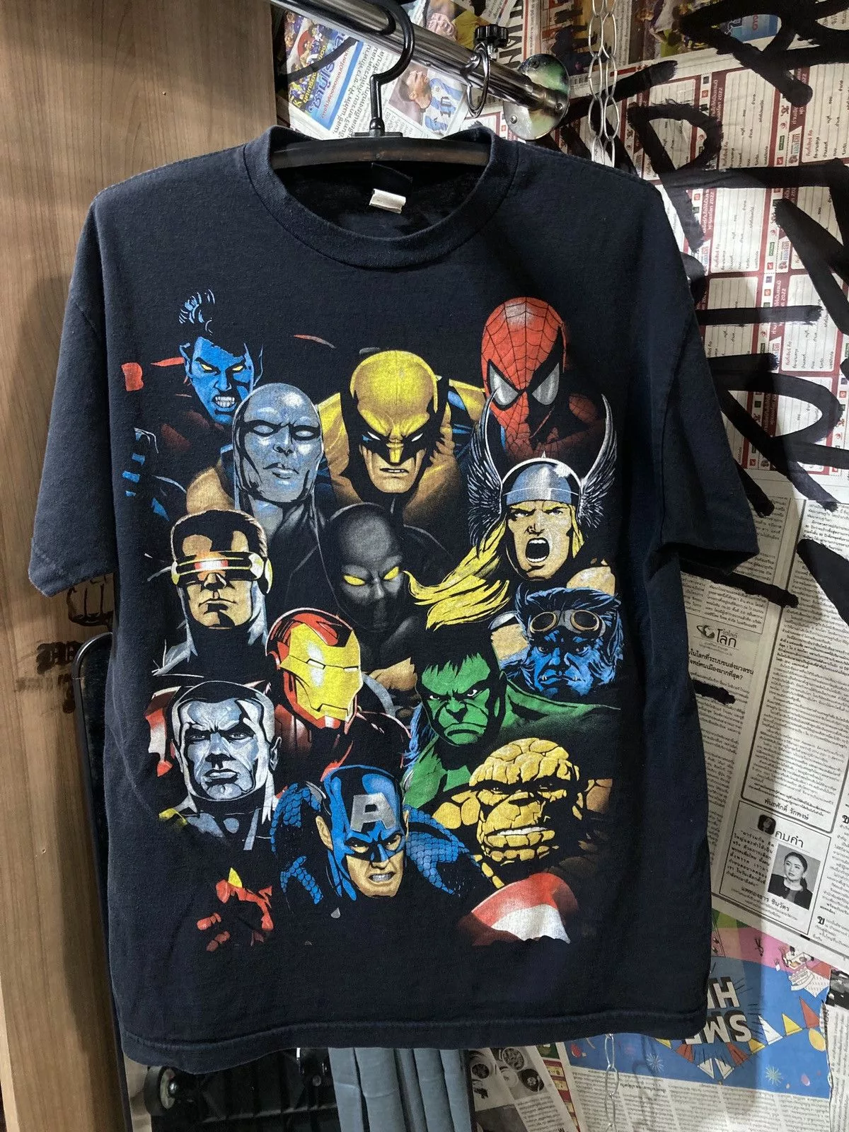 Marvel Comics Short Sleeve T Shirts Marvel Comics × Vintage Y2K Marvel team tee Black Streetwear