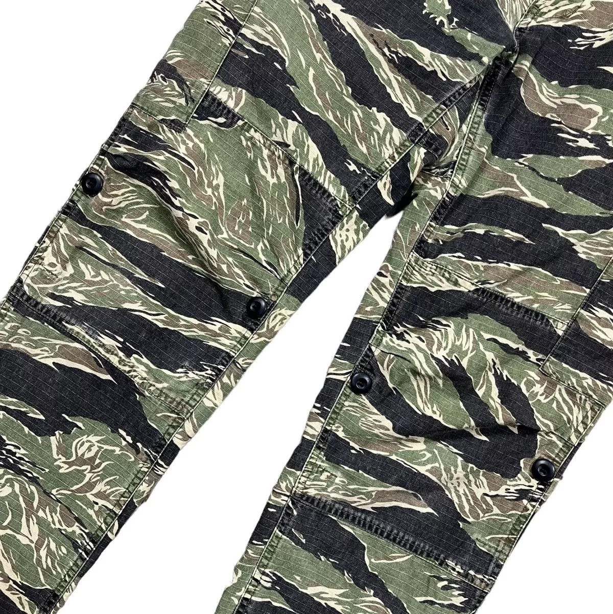 Wtaps Casual Pants Vintage Wtaps Milspec Tiger Camo Cargo Pants Multi