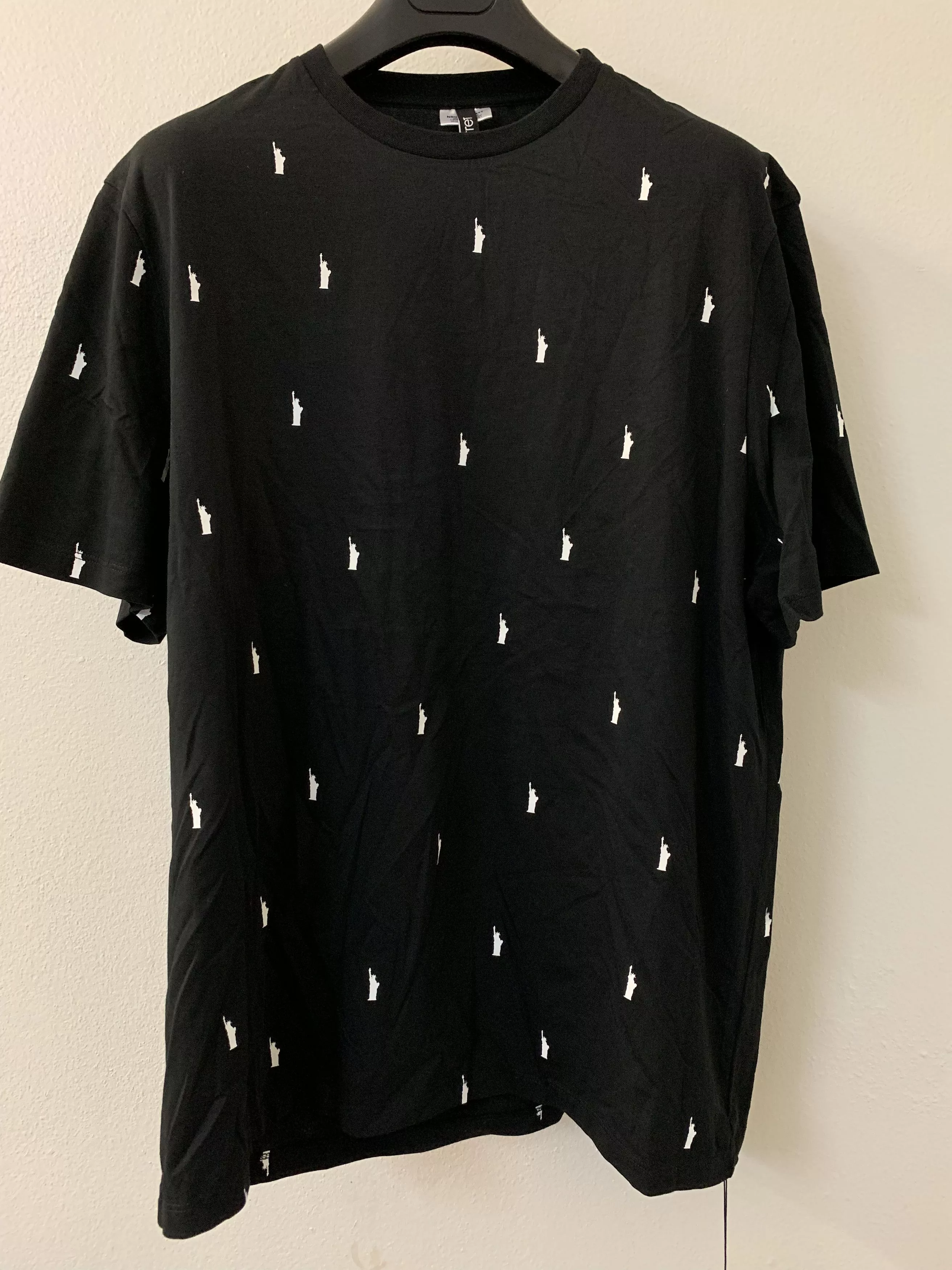 Neil Barrett Short Sleeve T Shirts Neil Barrett Statue of Liberty pattern T-shirt Large BNWT Black