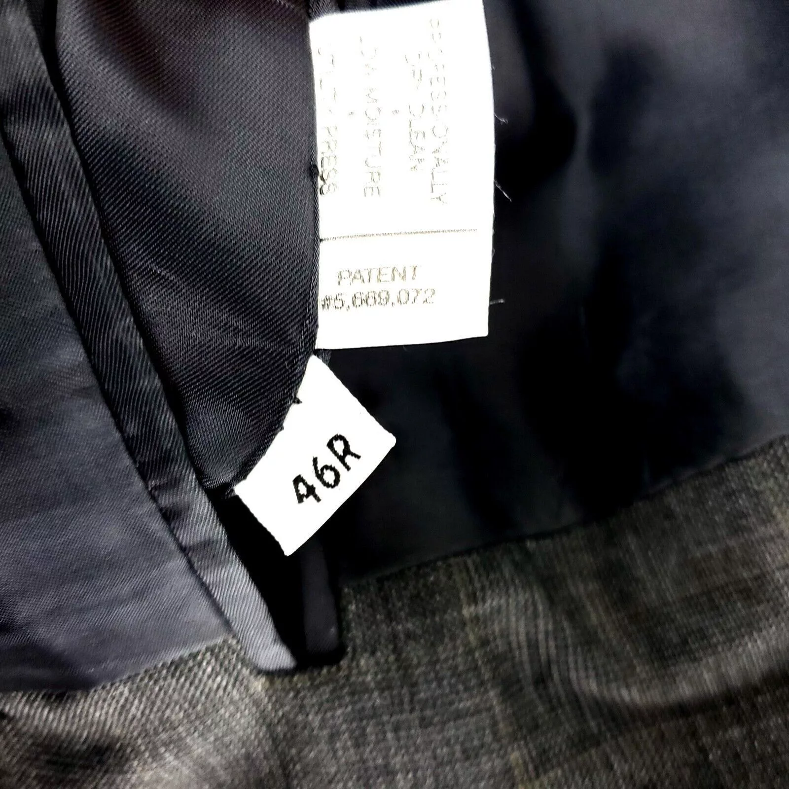 Hart Schaffner Marx Blazers Hart Schaffner Marx Wool 2 Button Blazer 42R Gray Sharkskin
